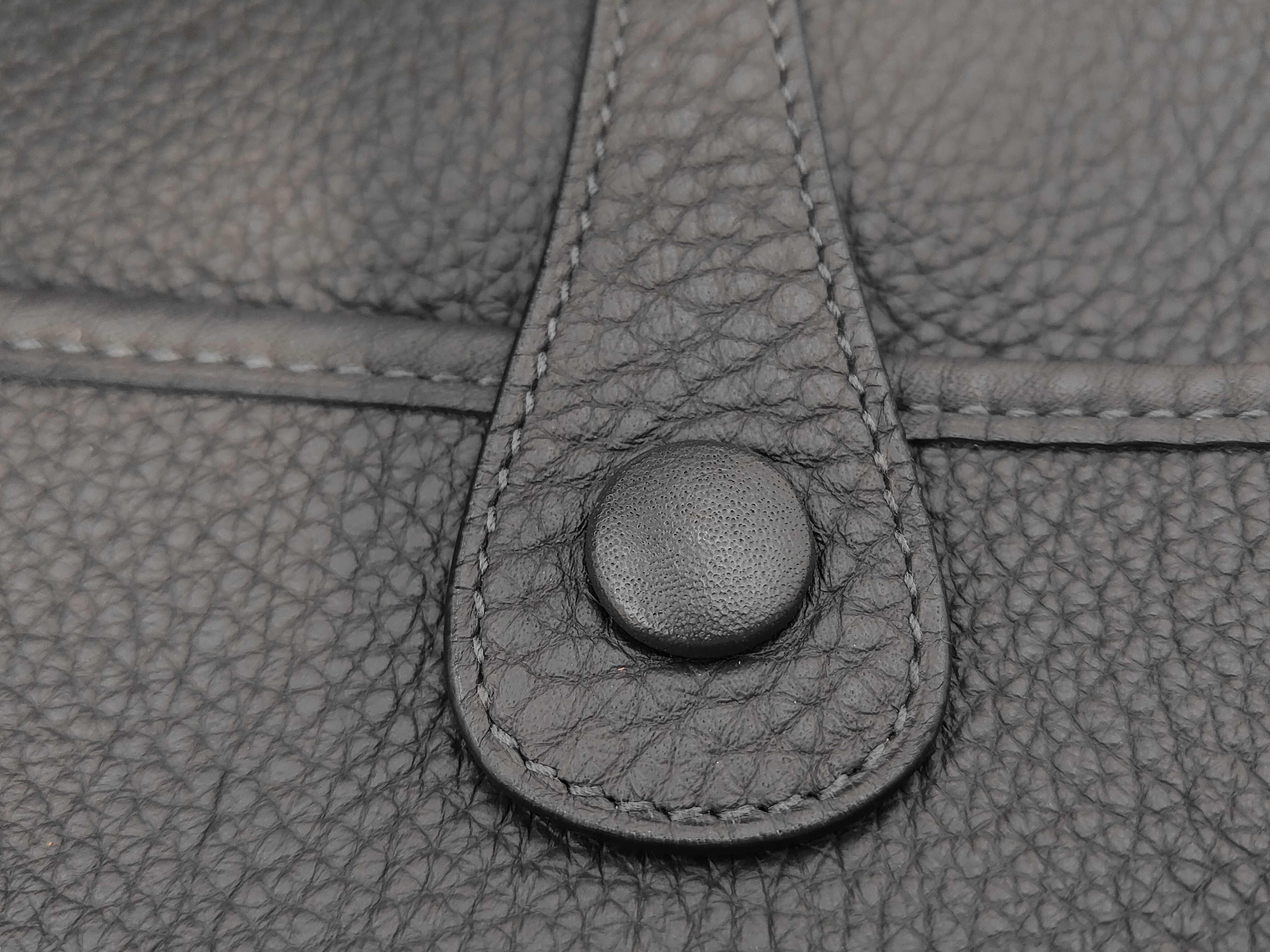 Evelyne GM Grey Shoulder Bag G — view 9
