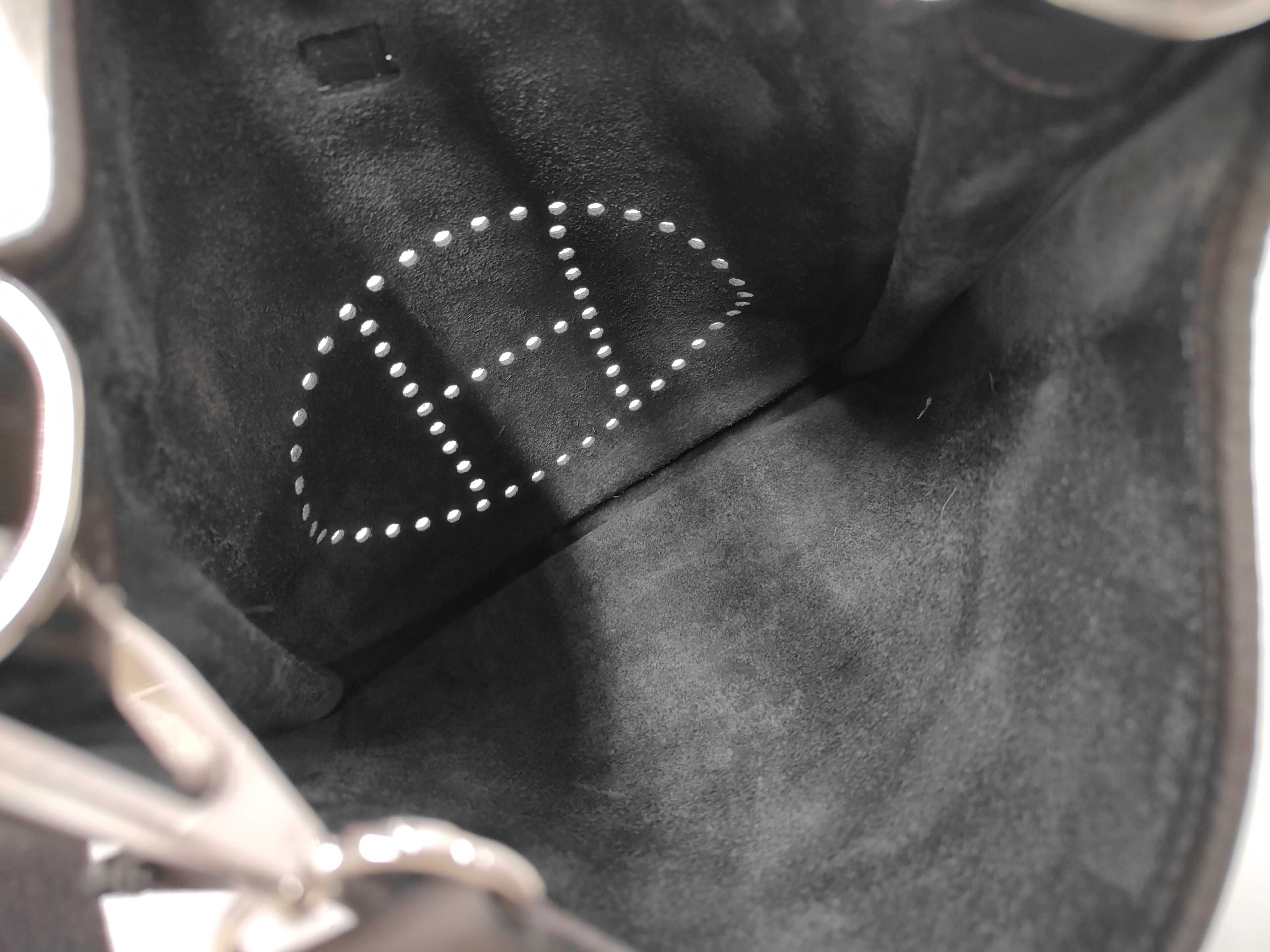 Evelyne GM Grey Shoulder Bag G — view 10