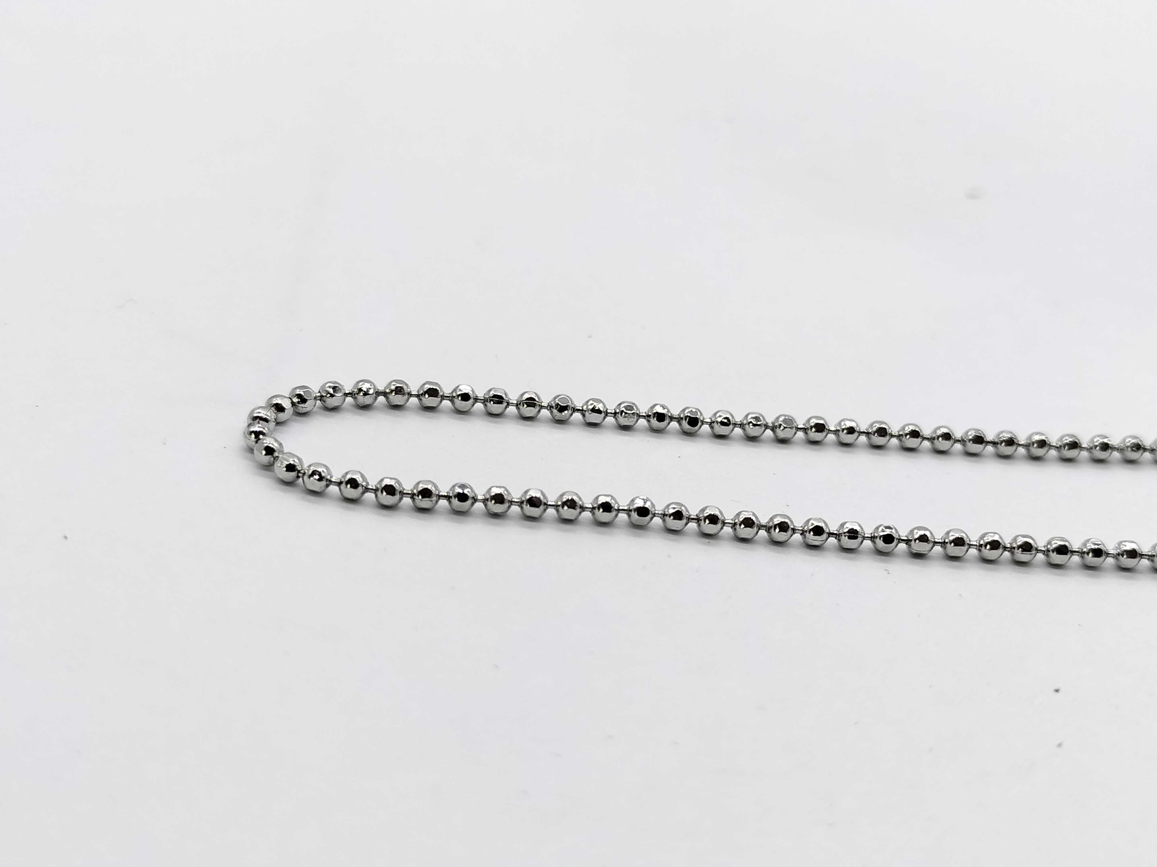 silver-colored necklace — view 3