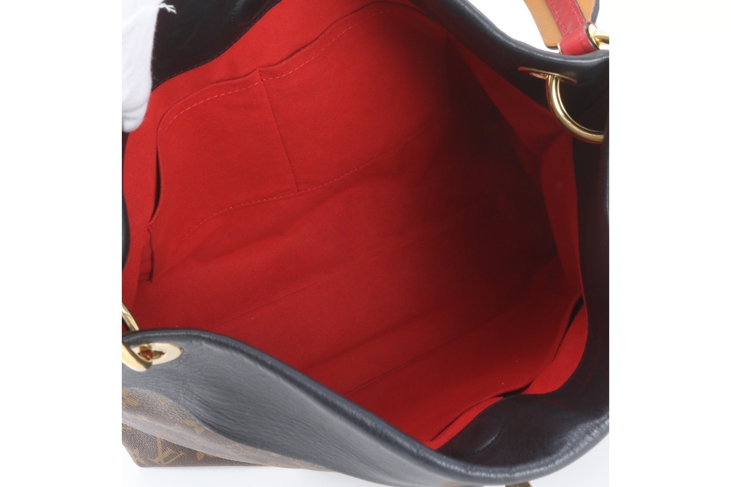 Monogram Tuileries Hobo M43154 Leather Shoulder Bag — view 7