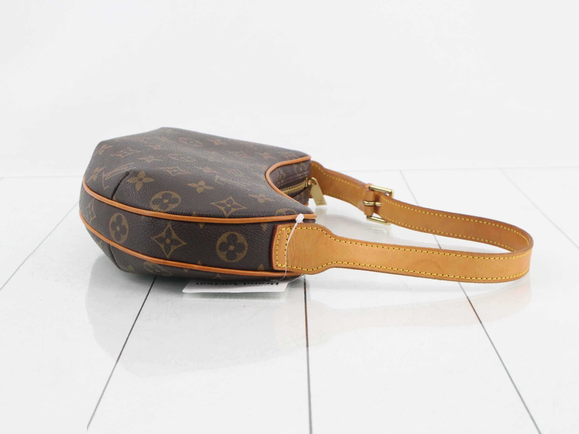 M51510 Croissant Pochette — view 3