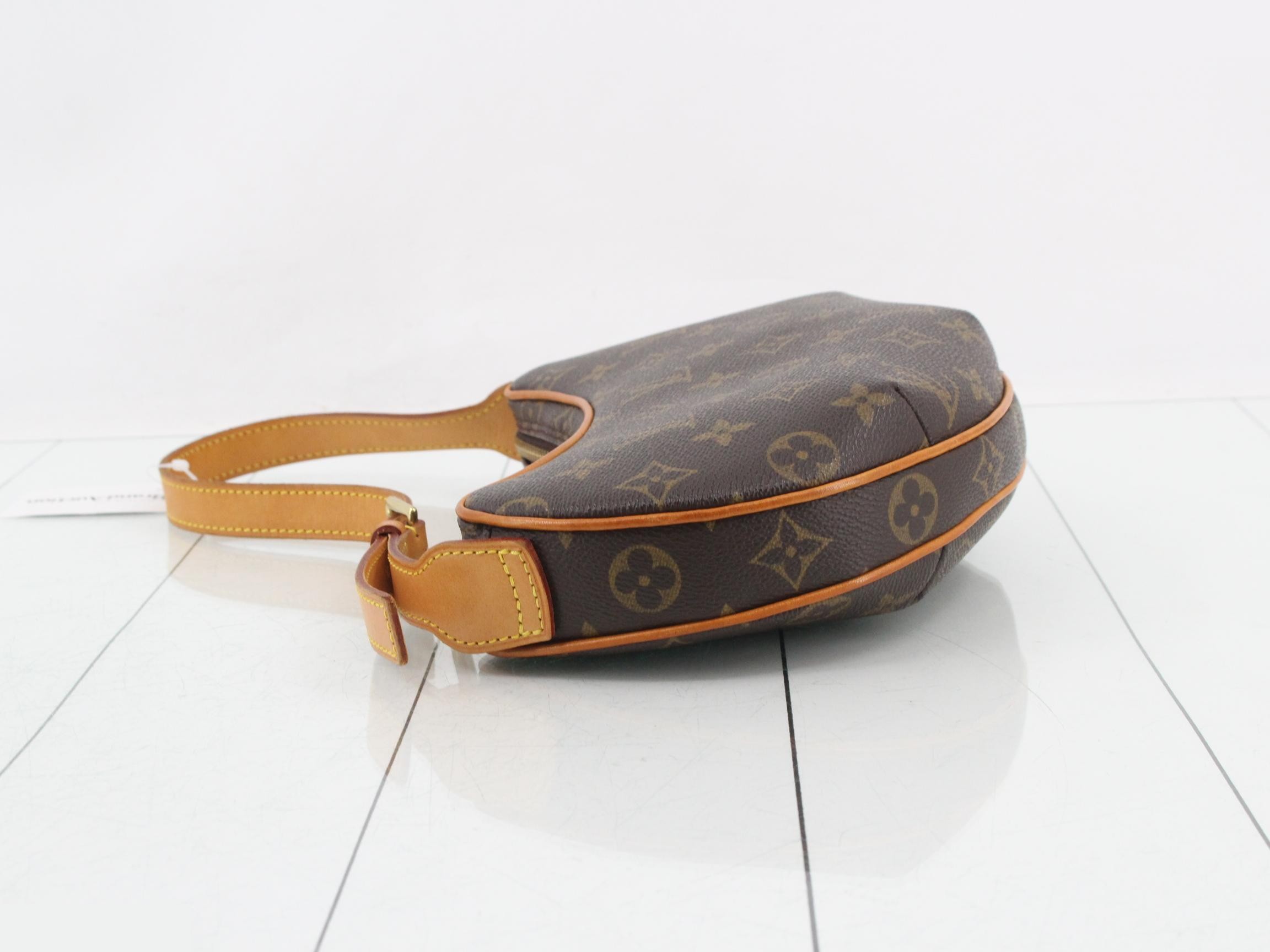 M51510 Croissant Pochette — view 4