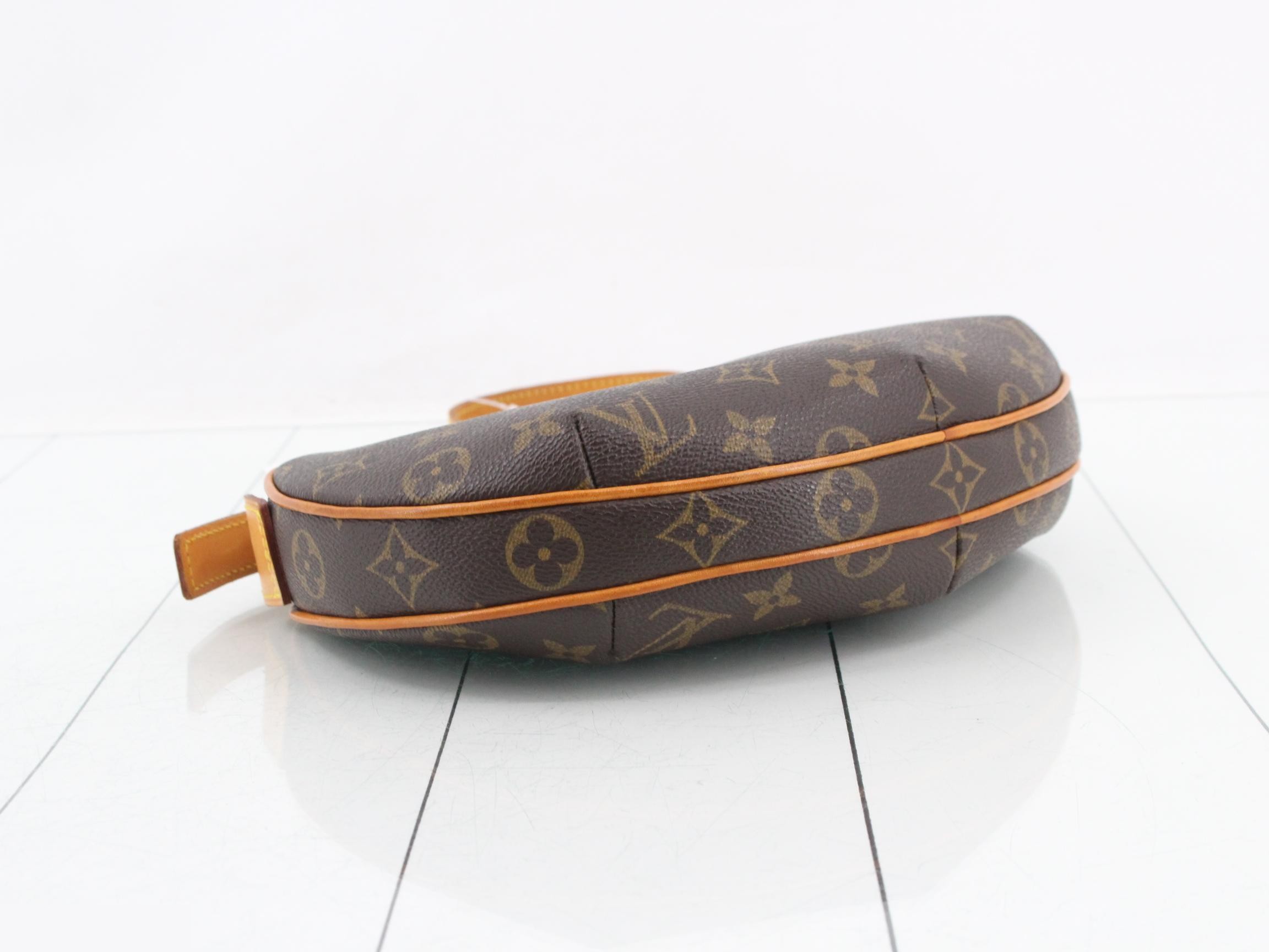 M51510 Croissant Pochette — view 5