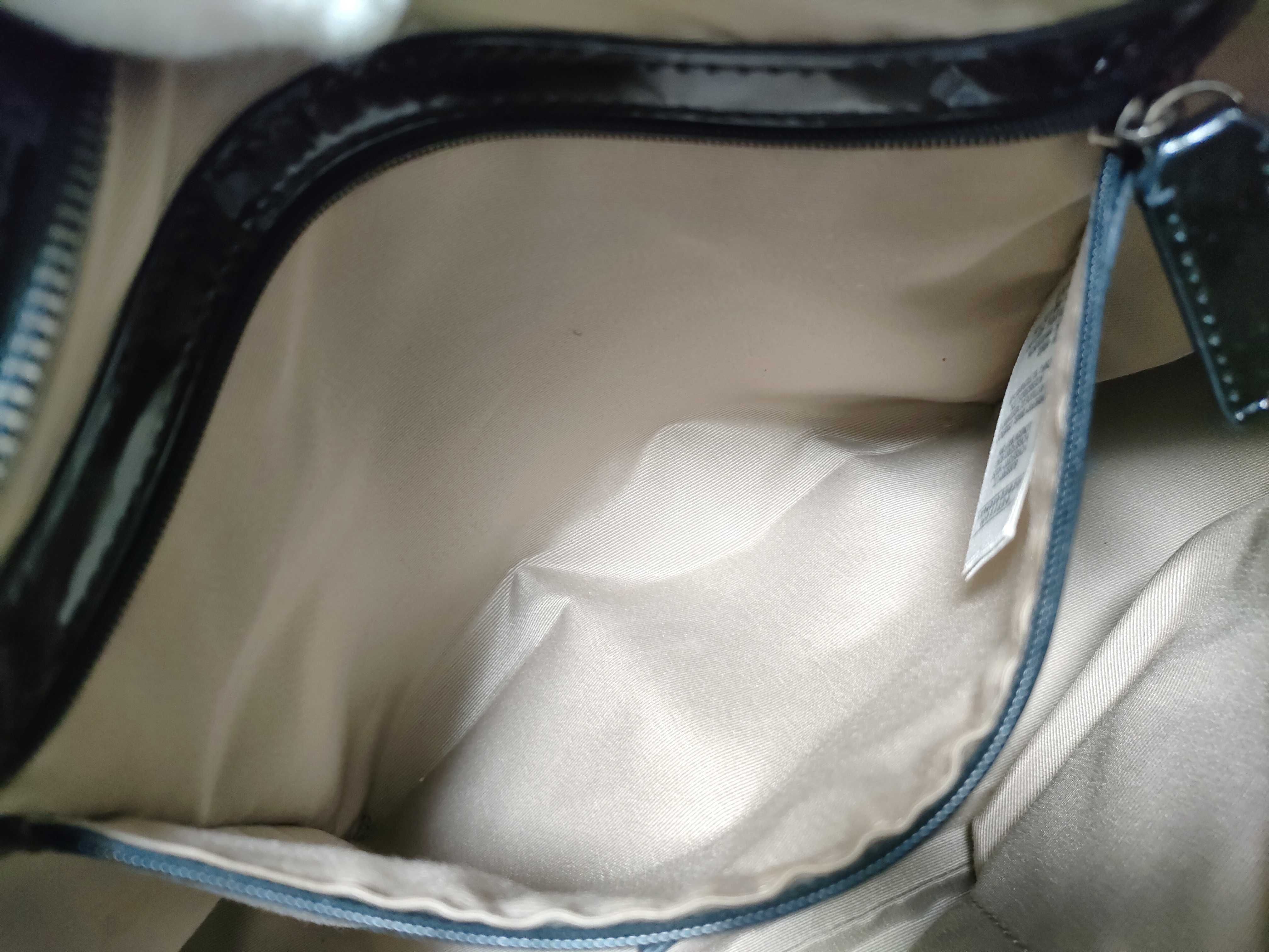 Nova Check Pattern Enamel Tote Bag — view 11