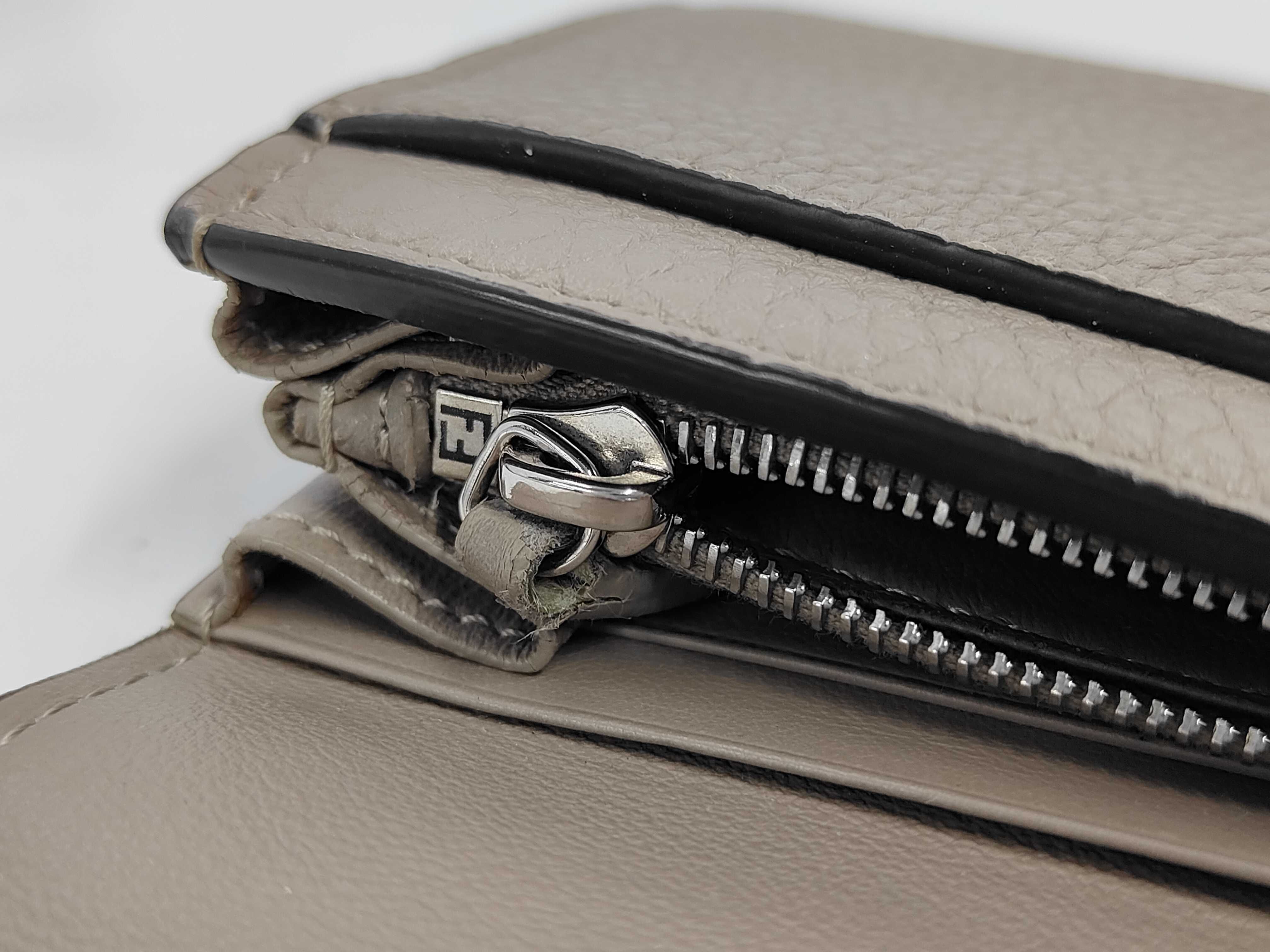 Peekaboo Leather Long Wallet — view 8