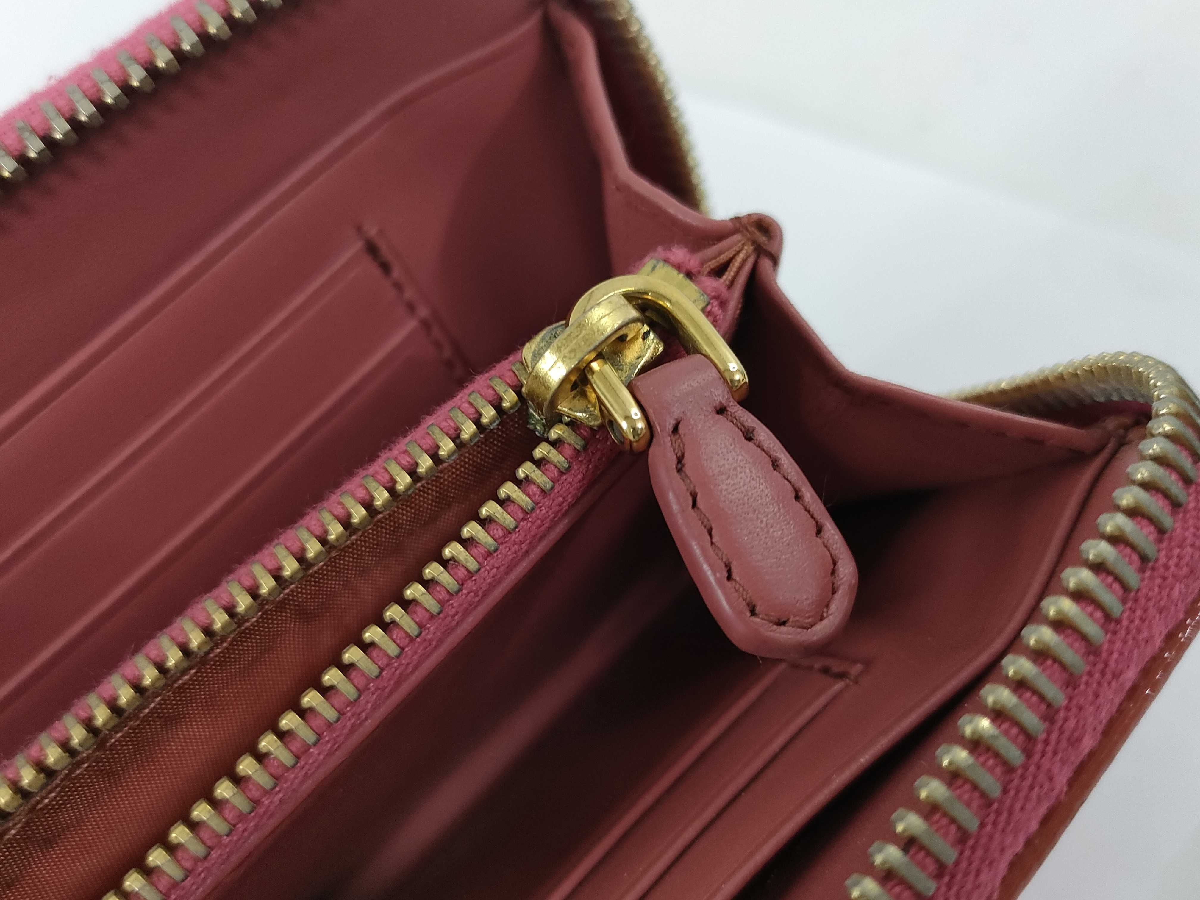 wallet — view 10