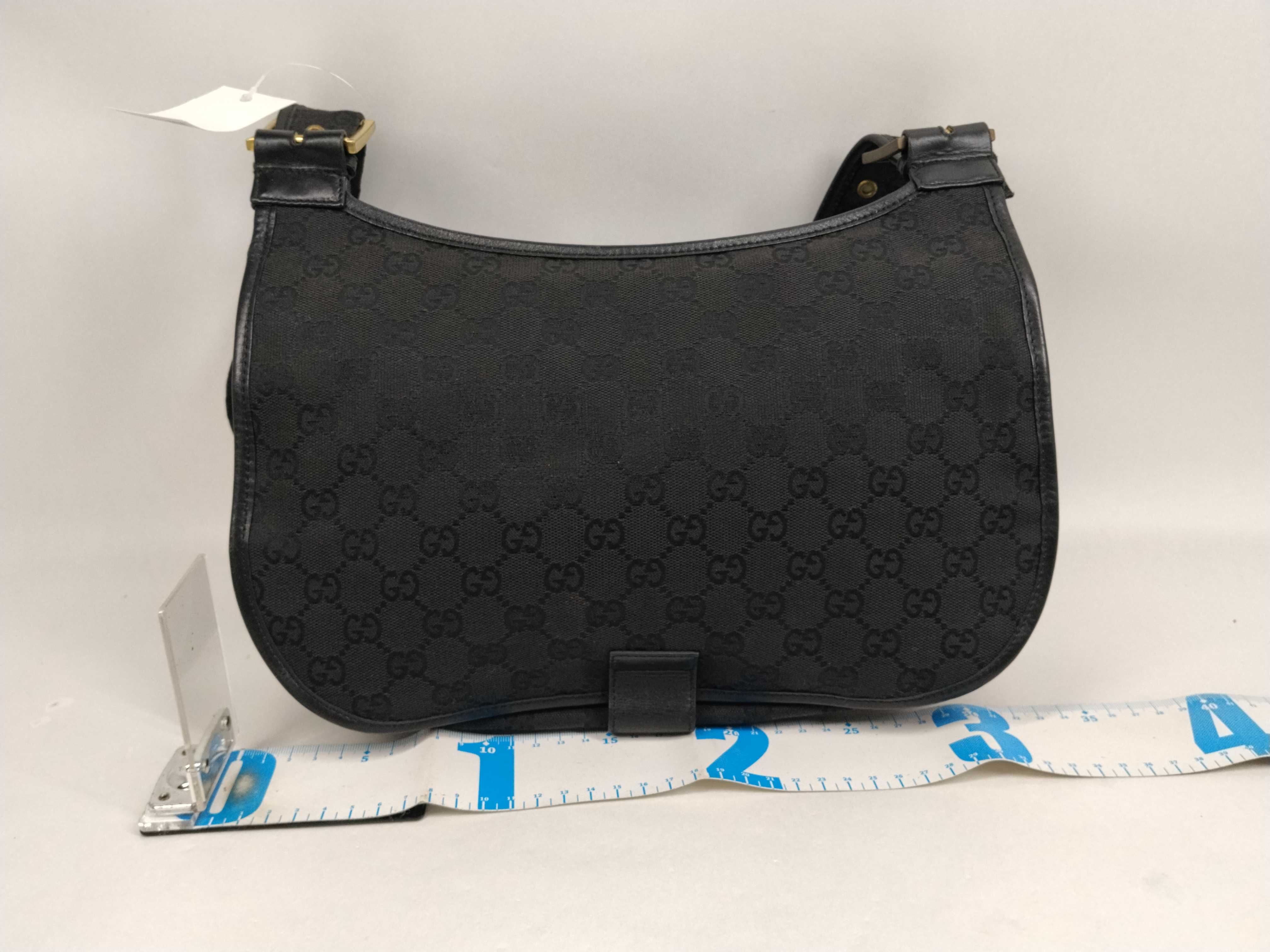 GG Canvas 90665 Shoulder Bag — view 2