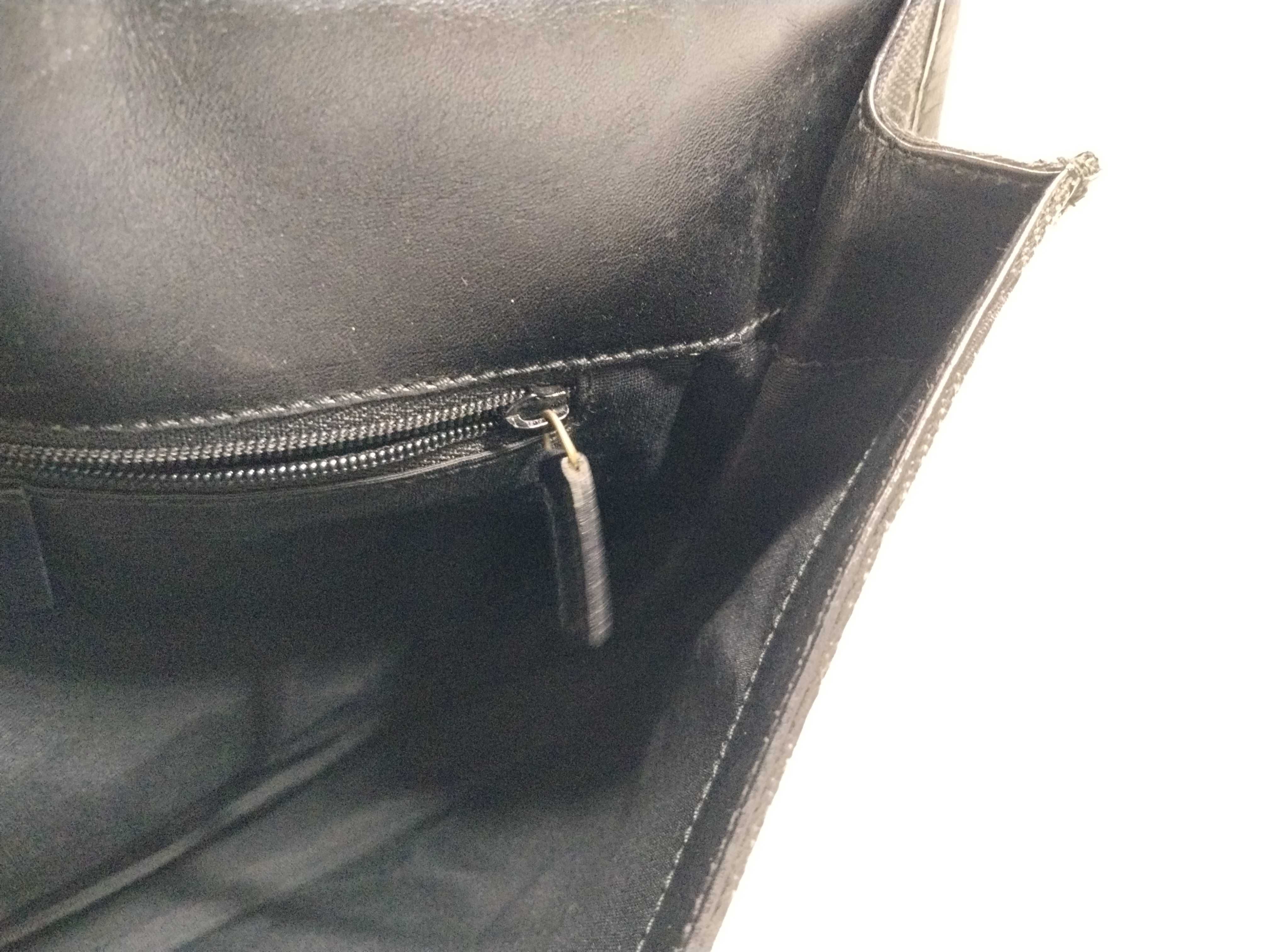 GG Canvas 90665 Shoulder Bag — view 11