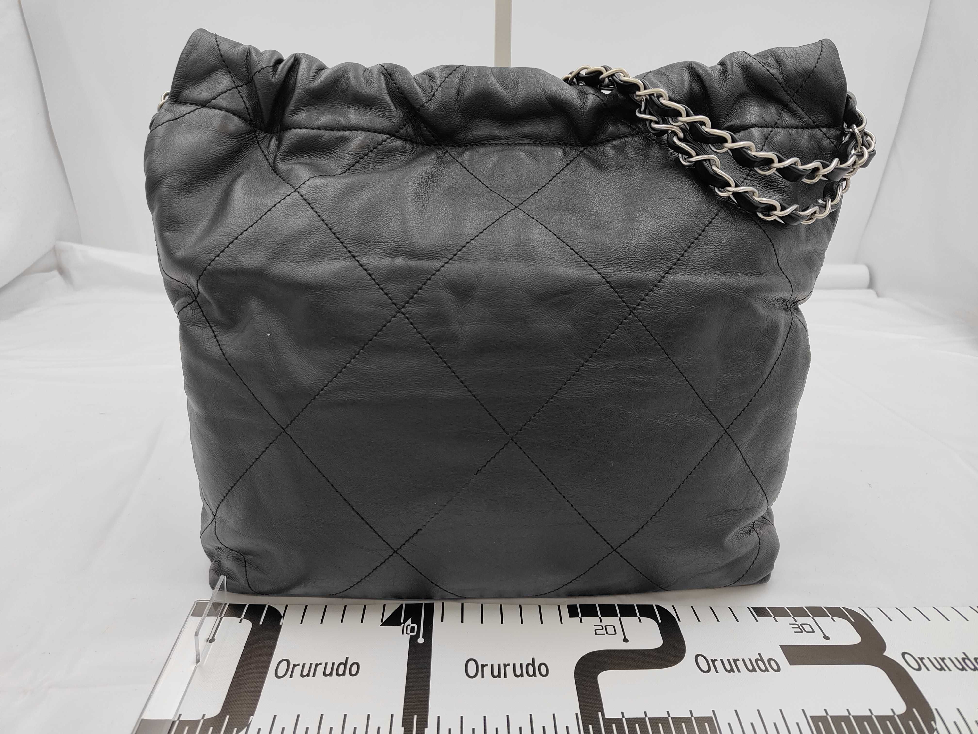 22 Small Random Serial Number Calfskin Black SV Shoulder Bag — view 2