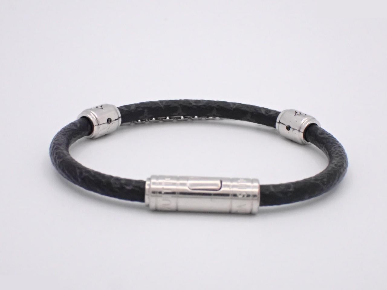 LV Chain It Bracelet, Wrist Circumference Approx. 18cm — view 2