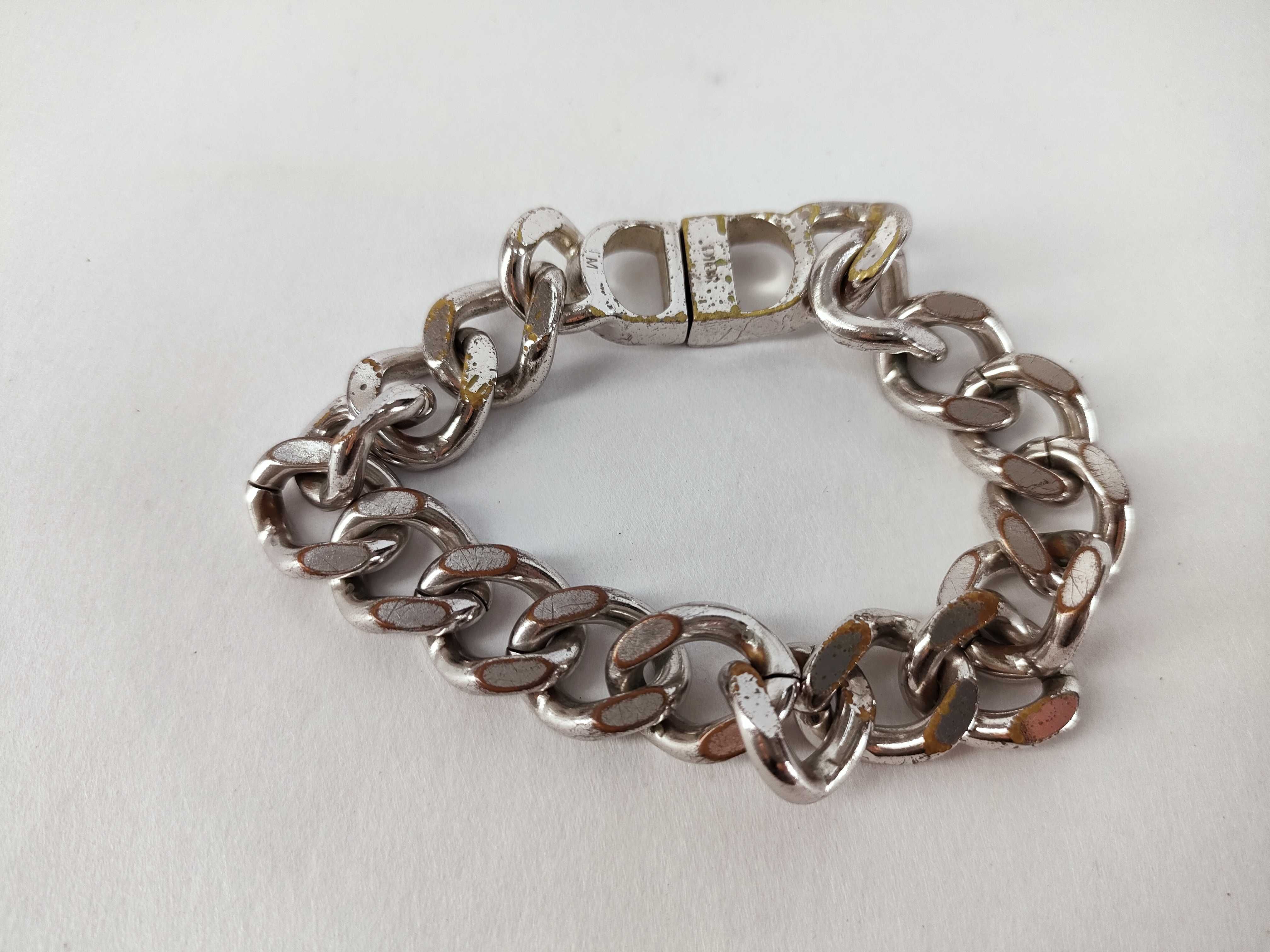 ICON Metal Chain Bracelet, Size M (Bracelet/Bangle) — view 2