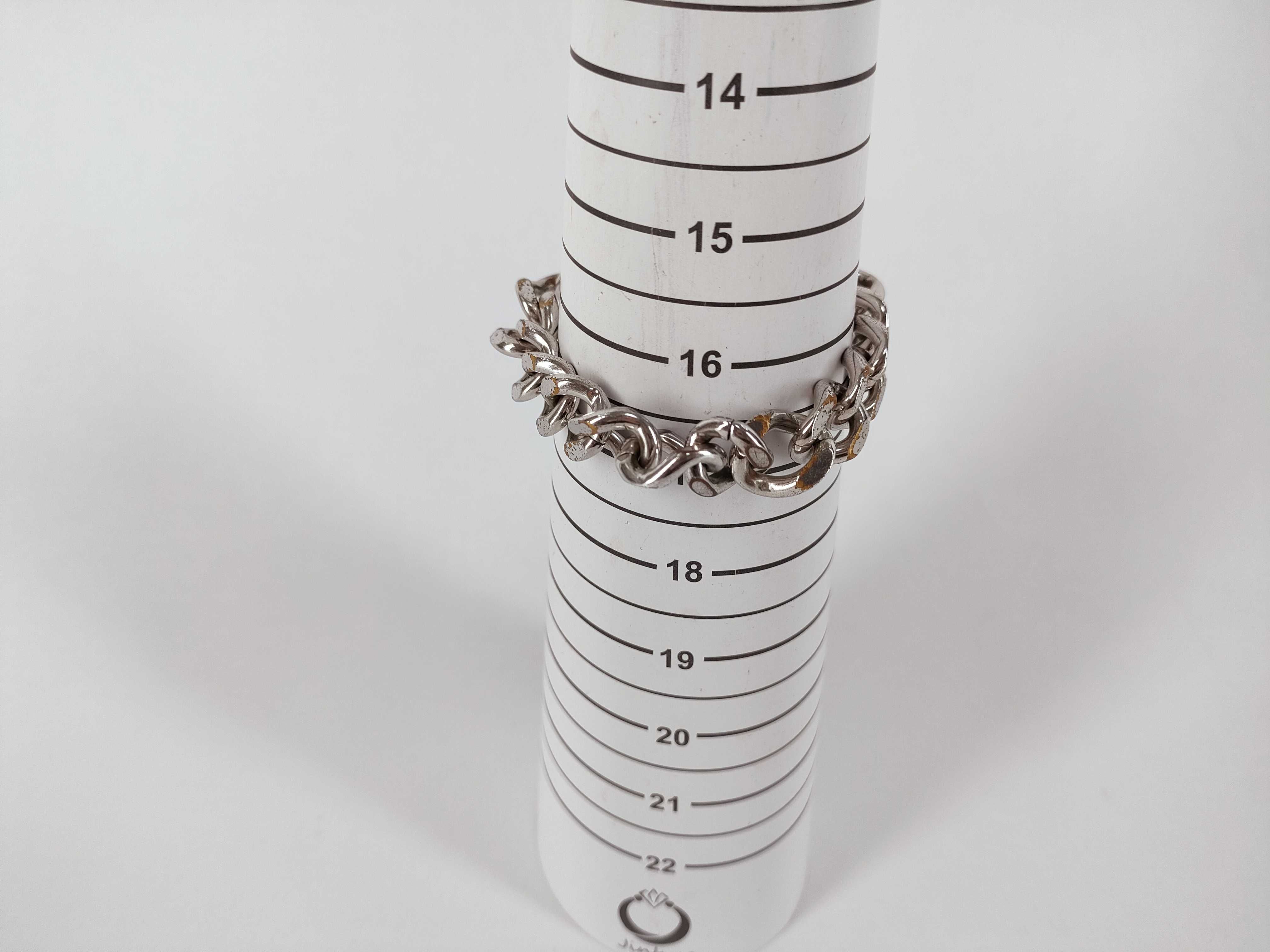 ICON Metal Chain Bracelet, Size M (Bracelet/Bangle) — view 10