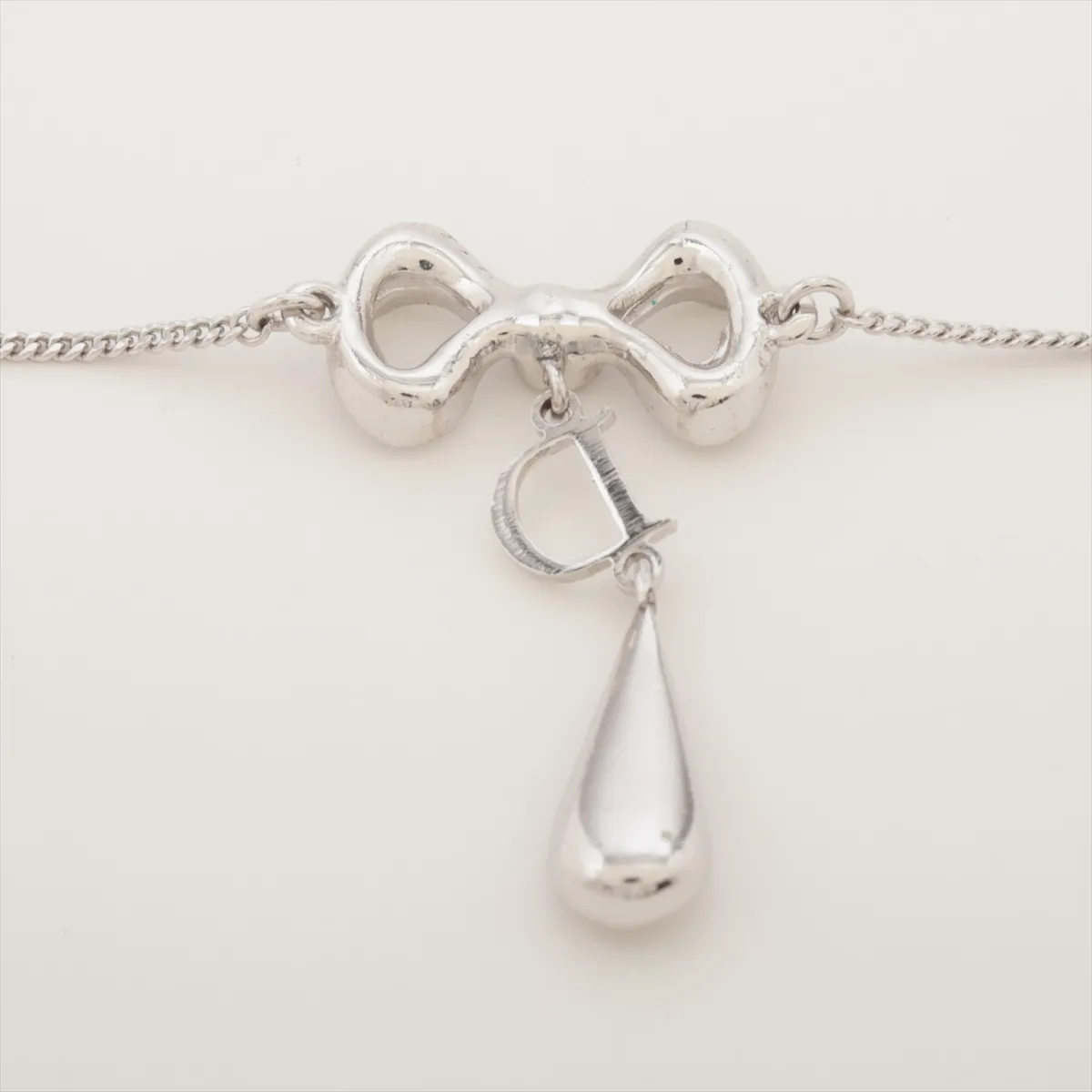 D-logo bracelet, metal and rhinestones, silver. — view 3