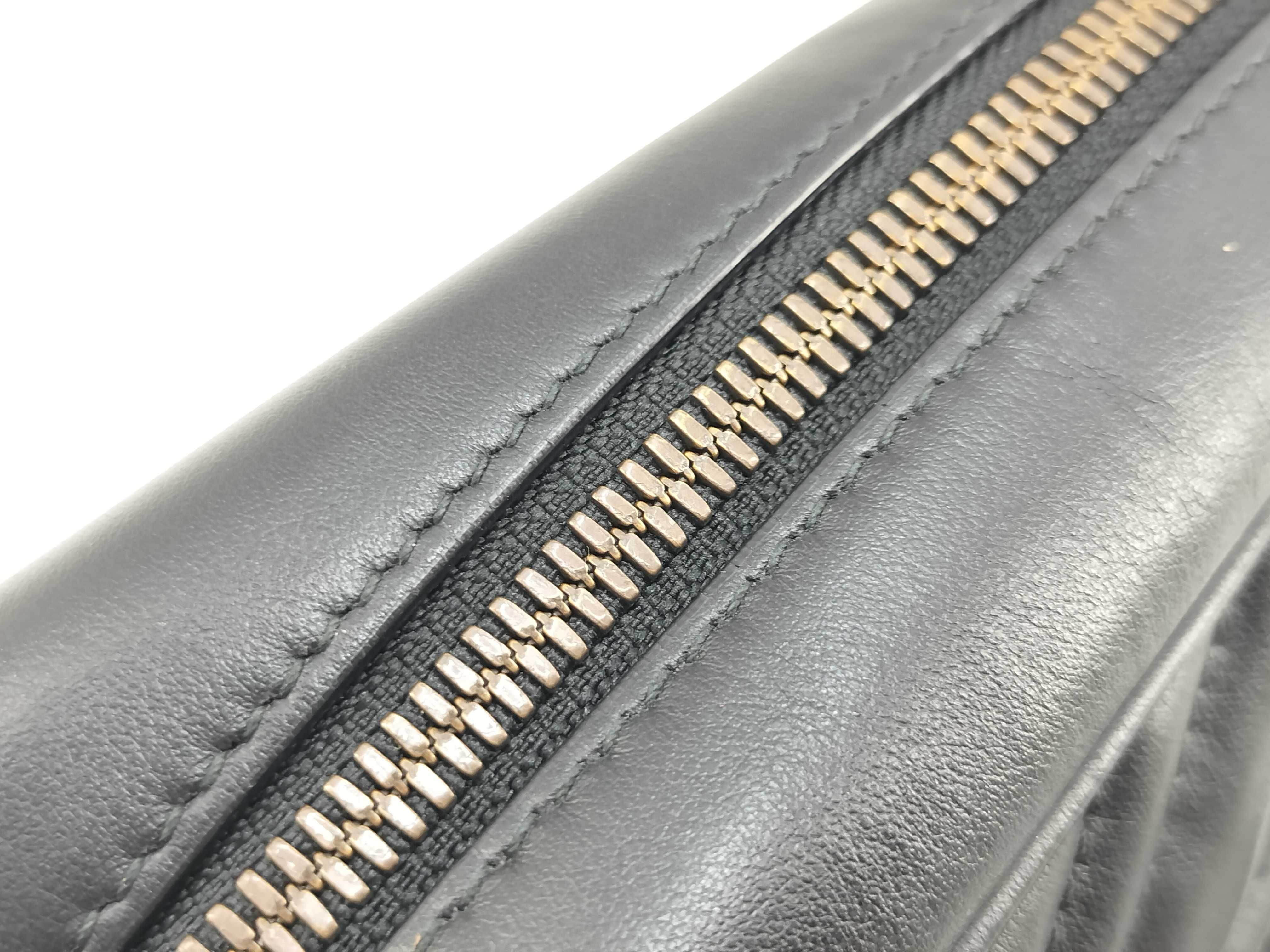 PH - Black Quilted Leather GG Marmont Camera Sling Bag (Shoulder Bag) — view 9