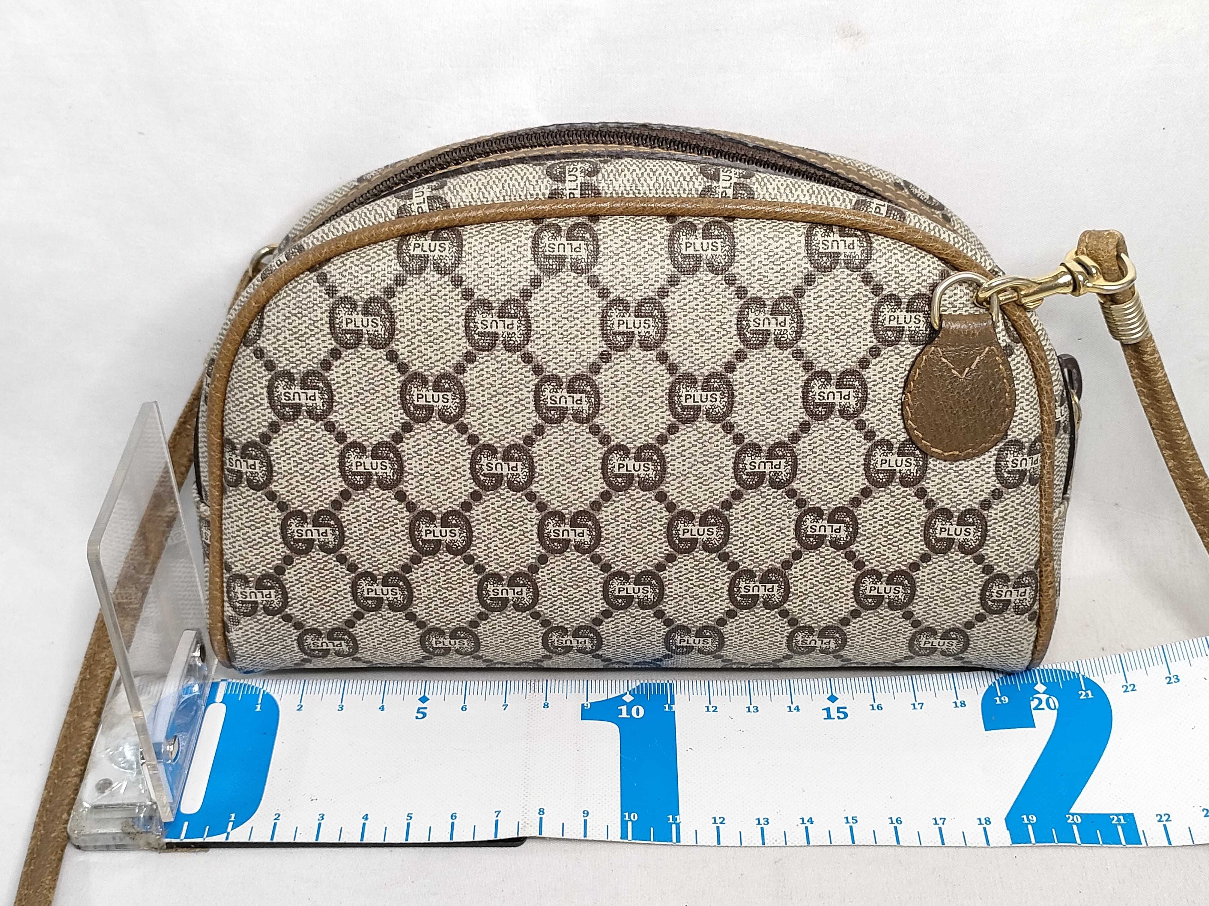 GG Plus pattern shoulder bag — view 2