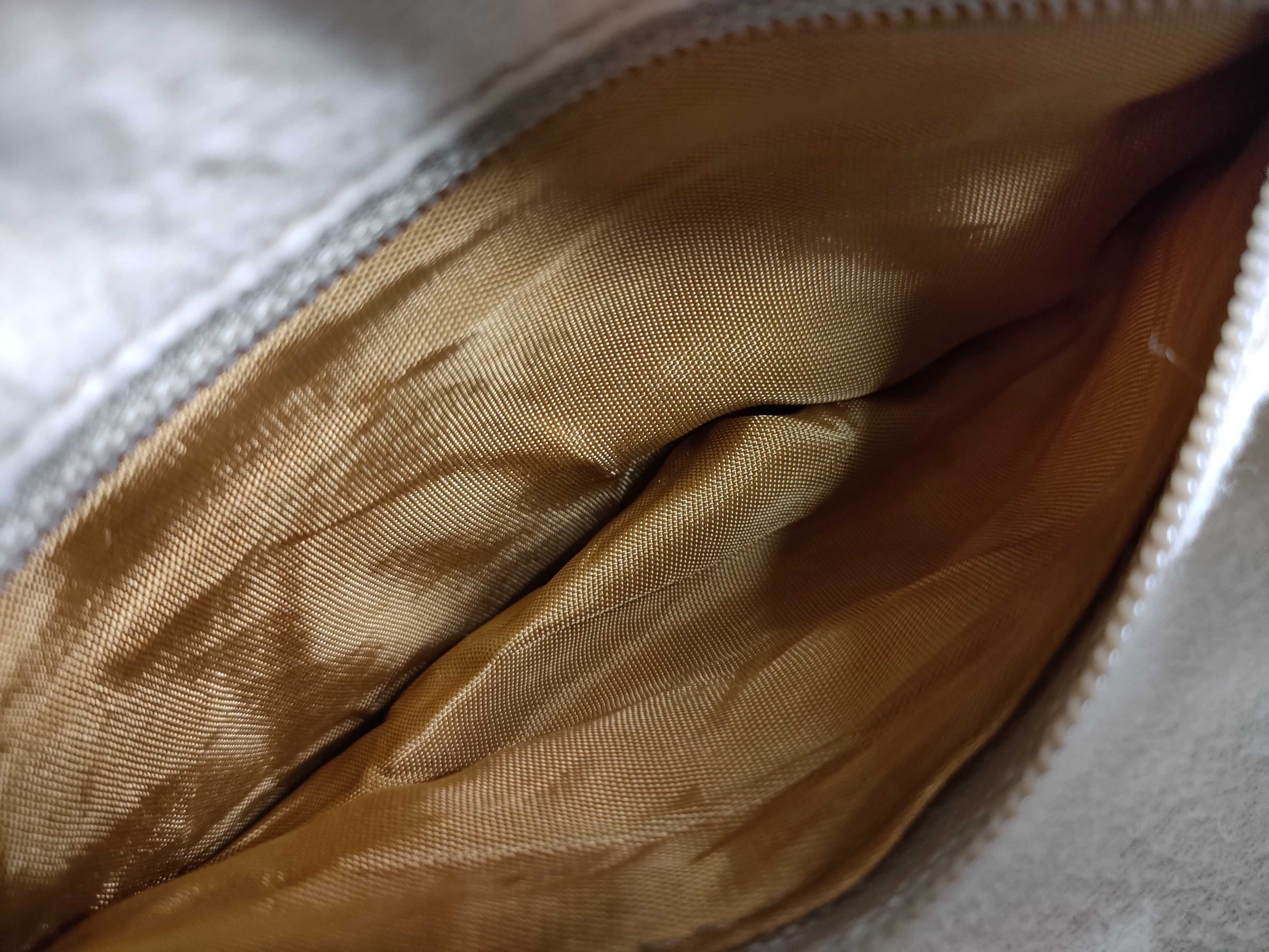 GG Plus pattern shoulder bag — view 12