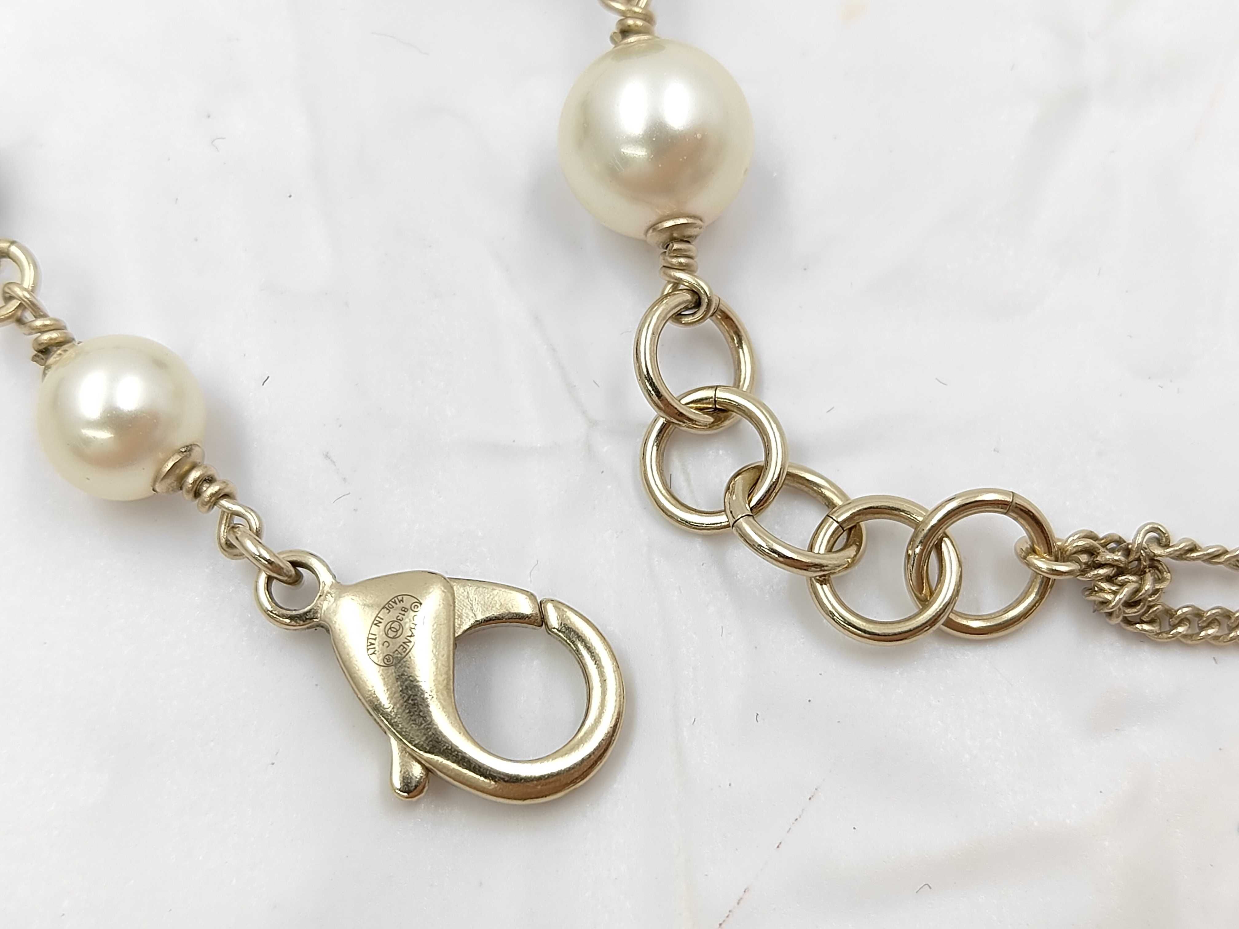 pearl necklace — view 2