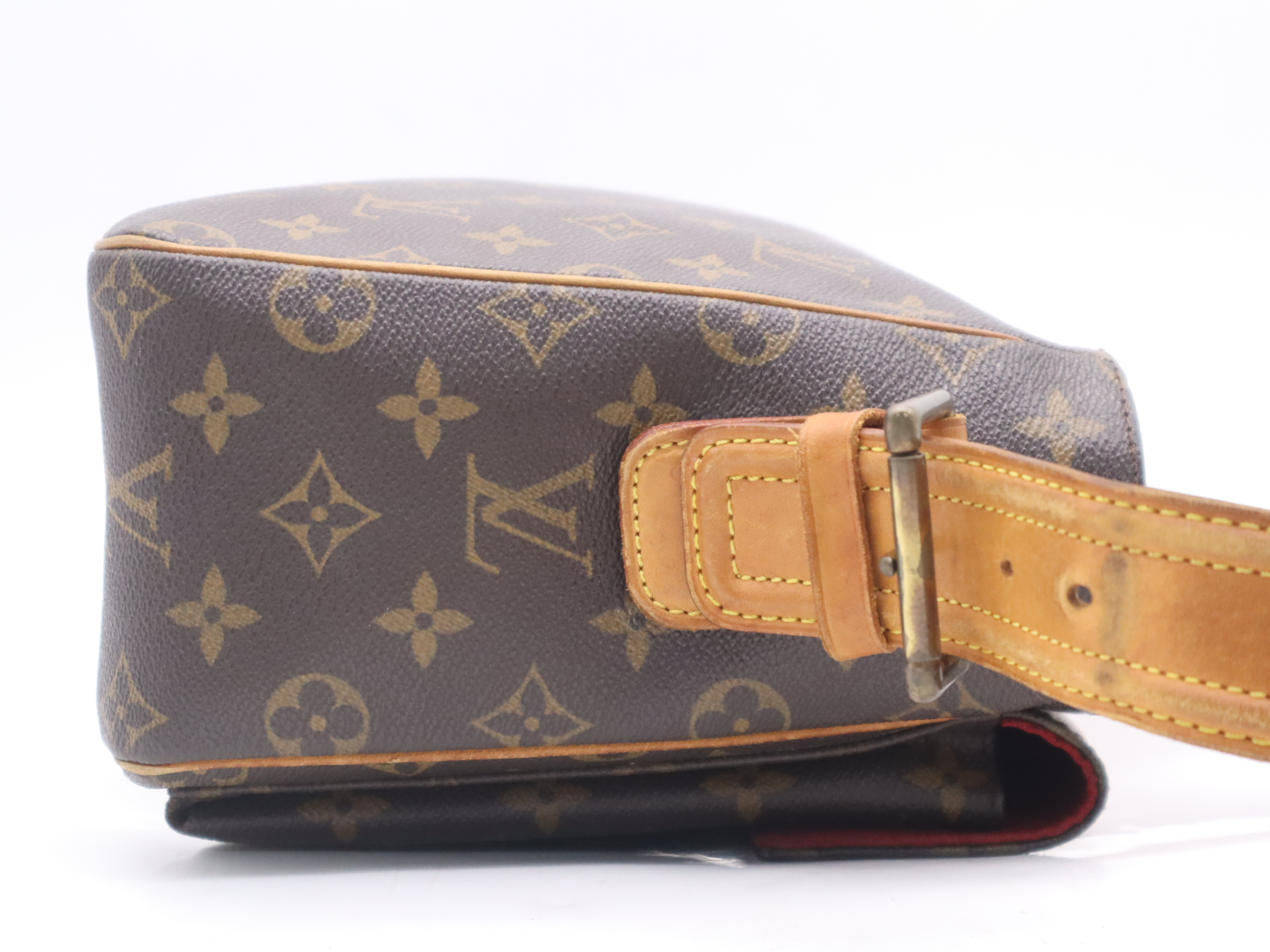 M51163 Monogram Viva Cite GM Shoulder Bag — view 5