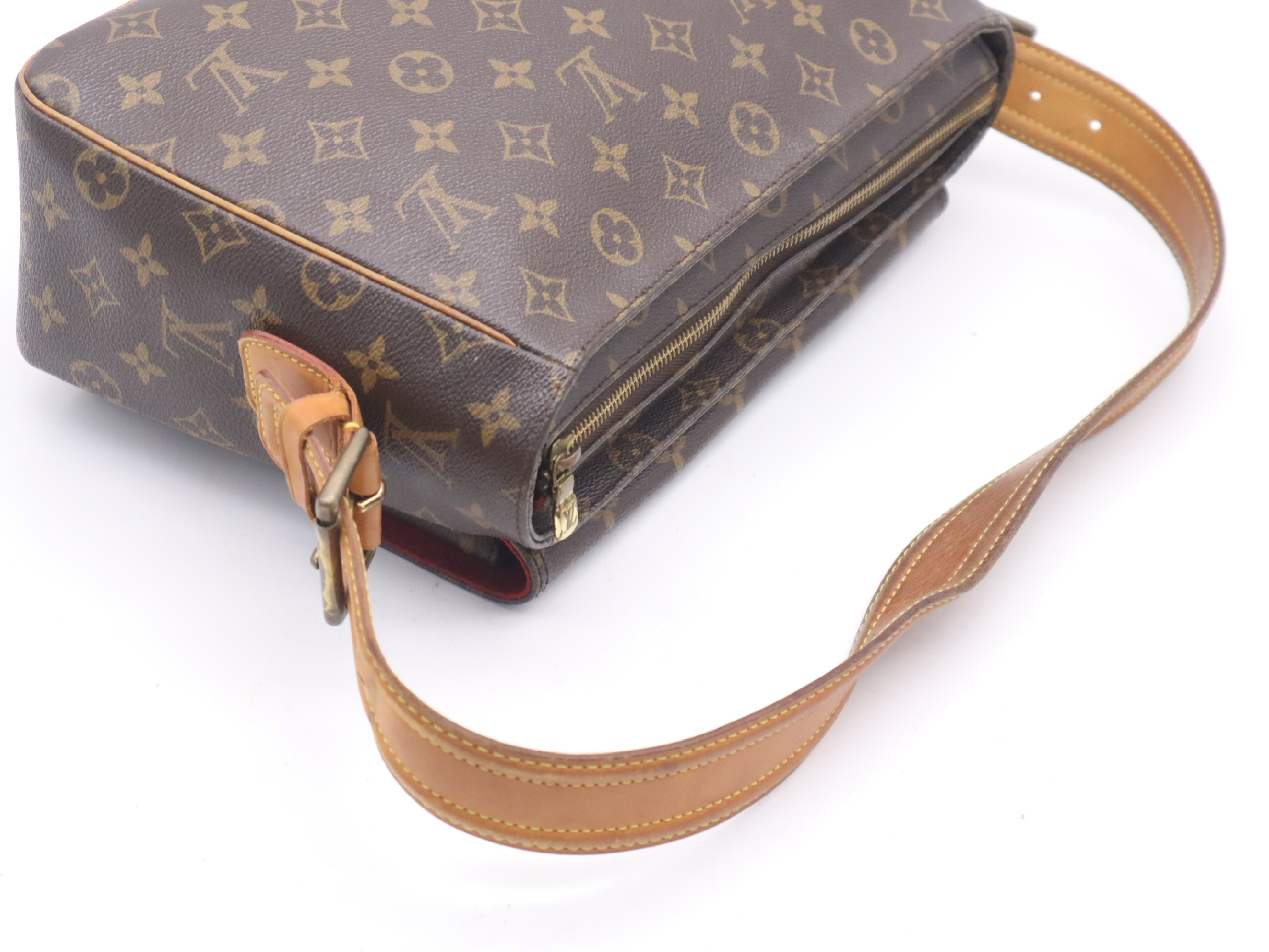 M51163 Monogram Viva Cite GM Shoulder Bag — view 6
