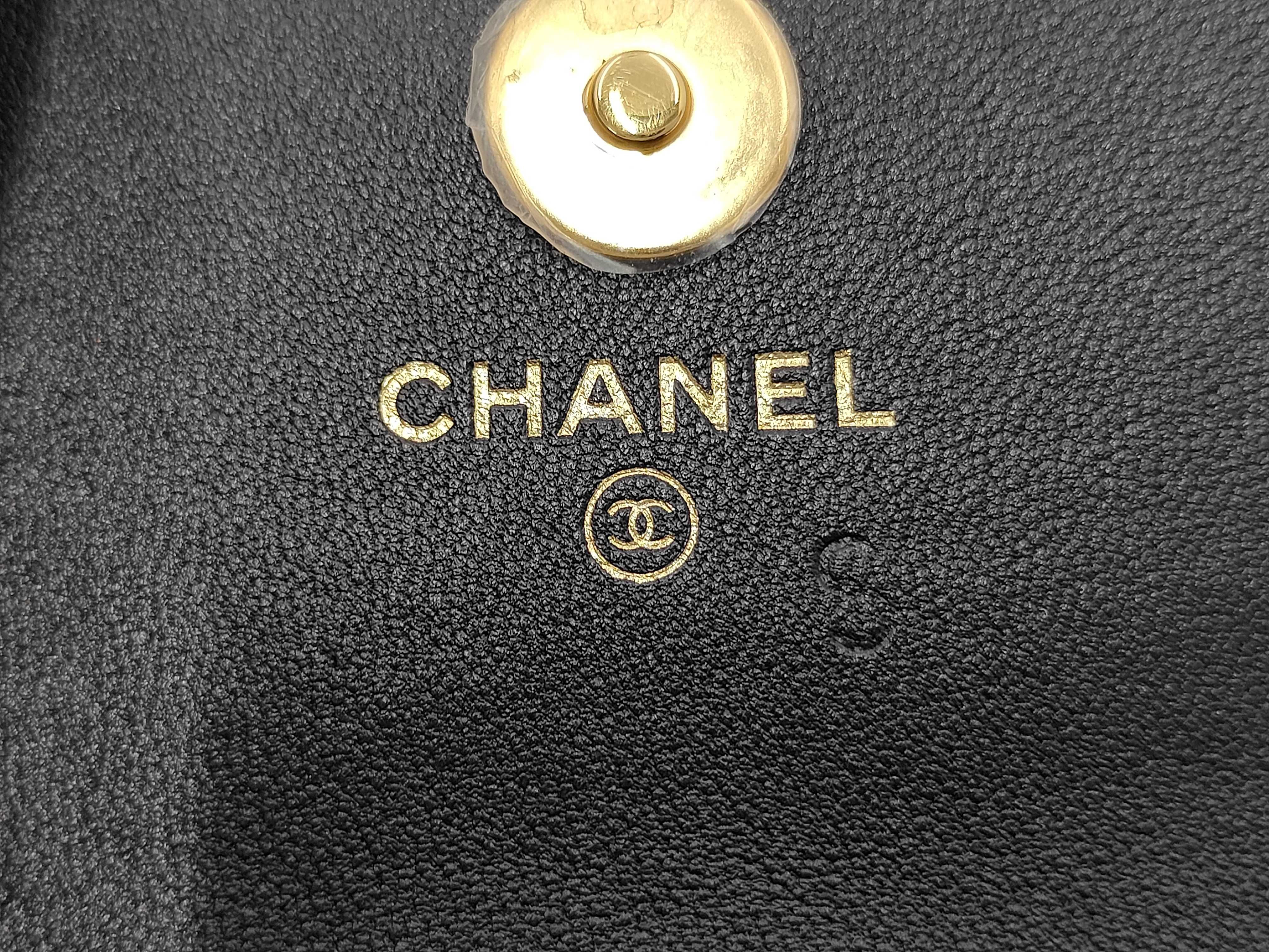 Matelassé Handbag — view 10