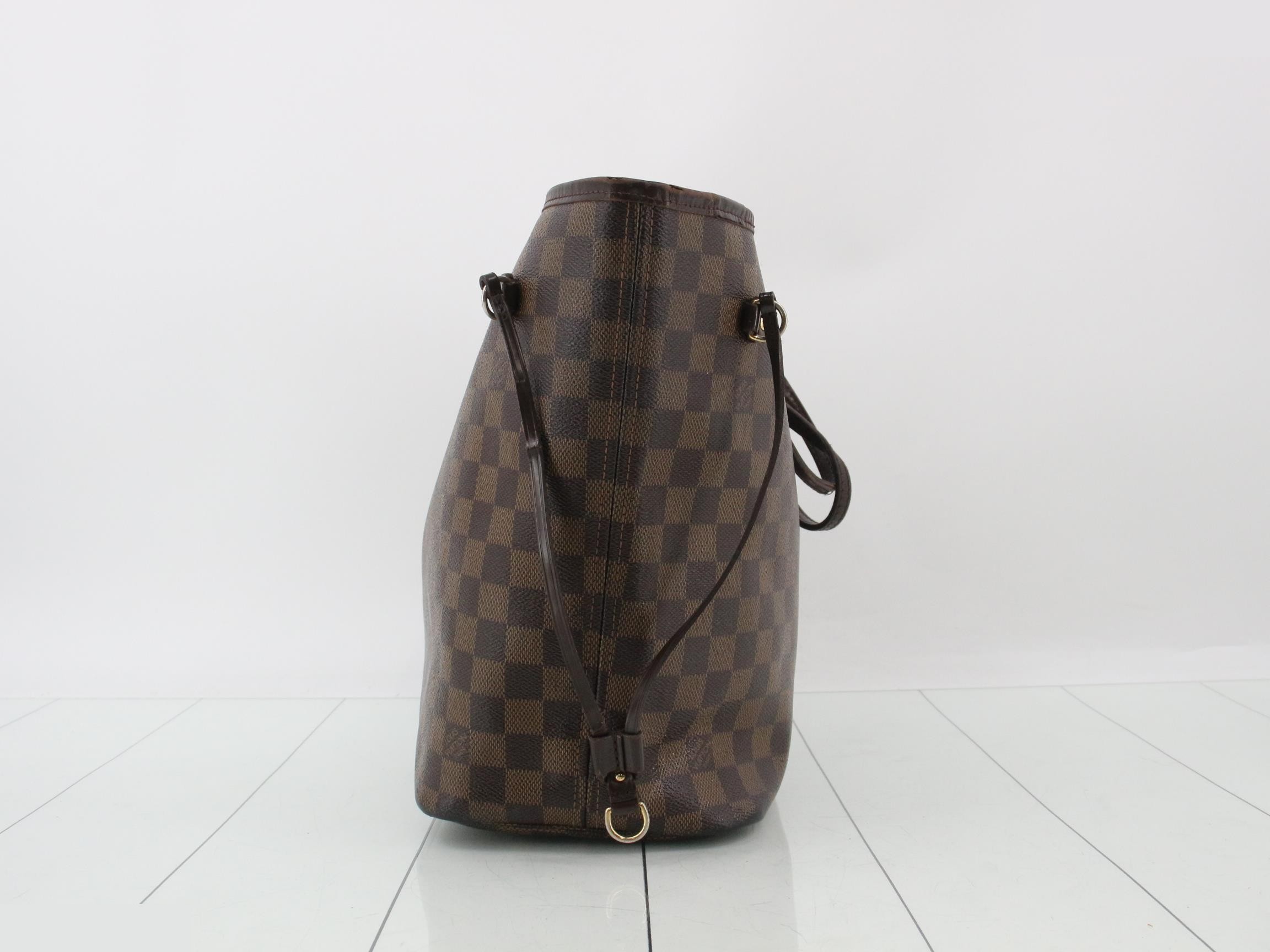 Damier Neverfull MM Tote Bag — view 3