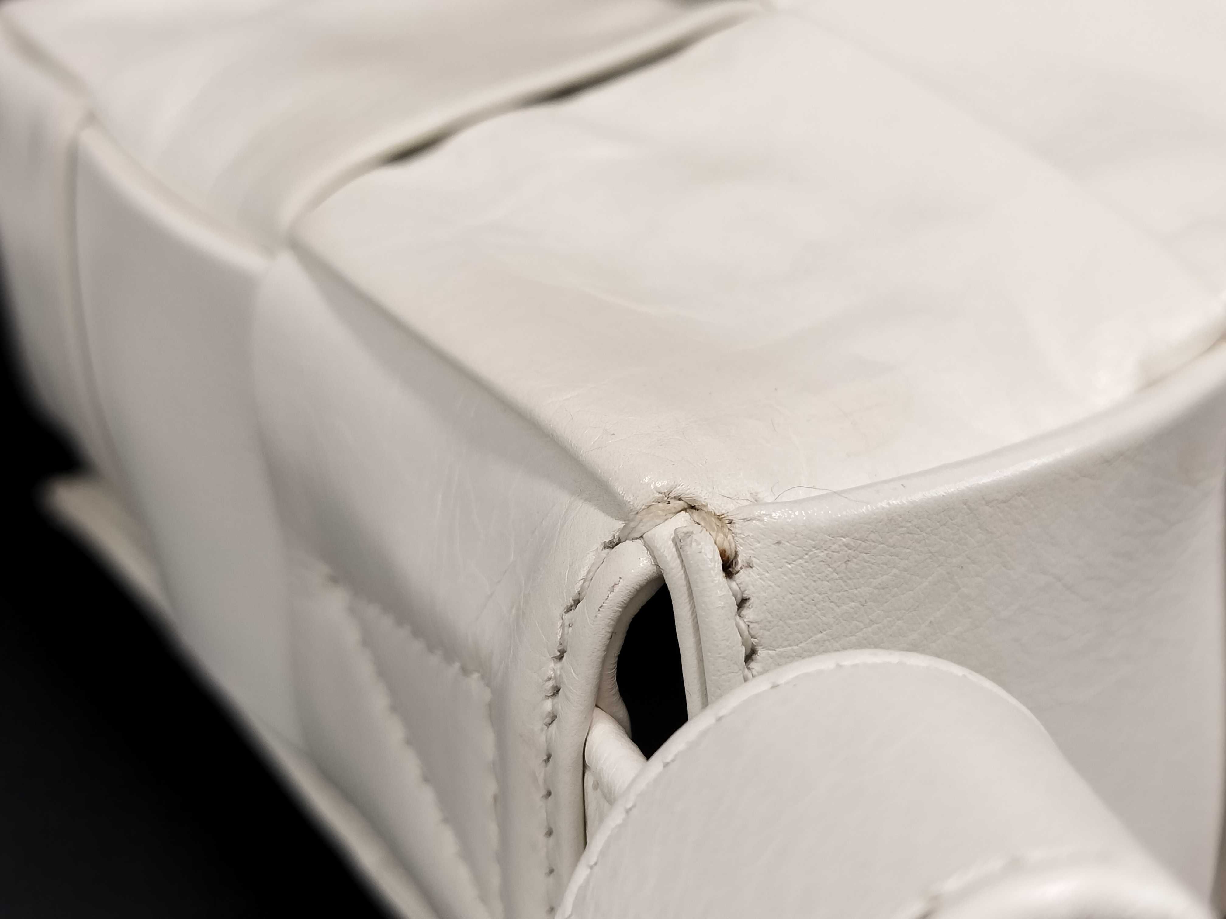 Maxi Intrecciato Cassette Leather Shoulder Bag, White — view 13