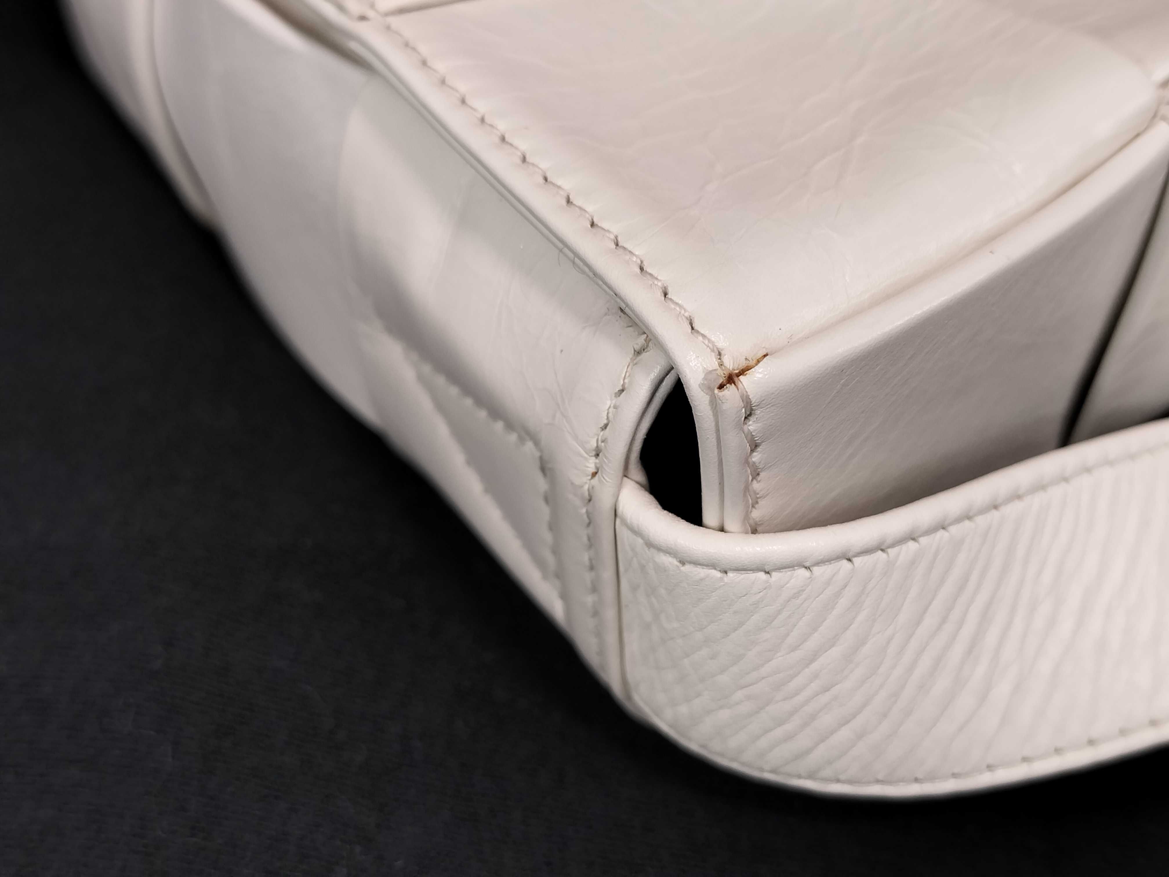 Maxi Intrecciato Cassette Leather Shoulder Bag, White — view 5