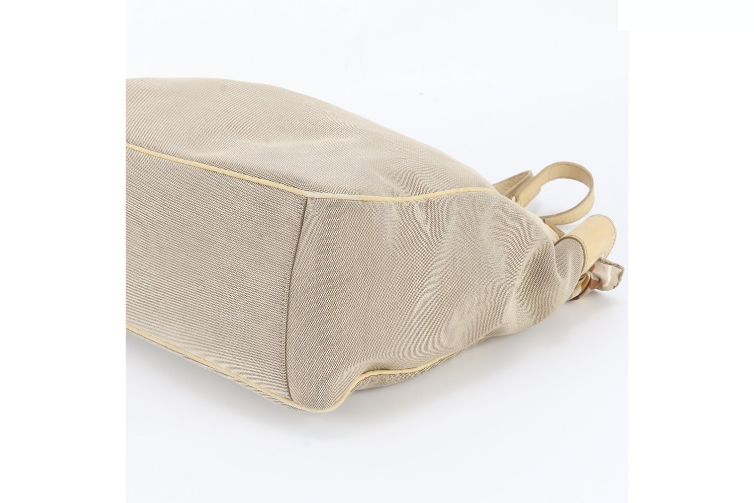 GG Canvas (Bag) - Shoulder Bag — view 4