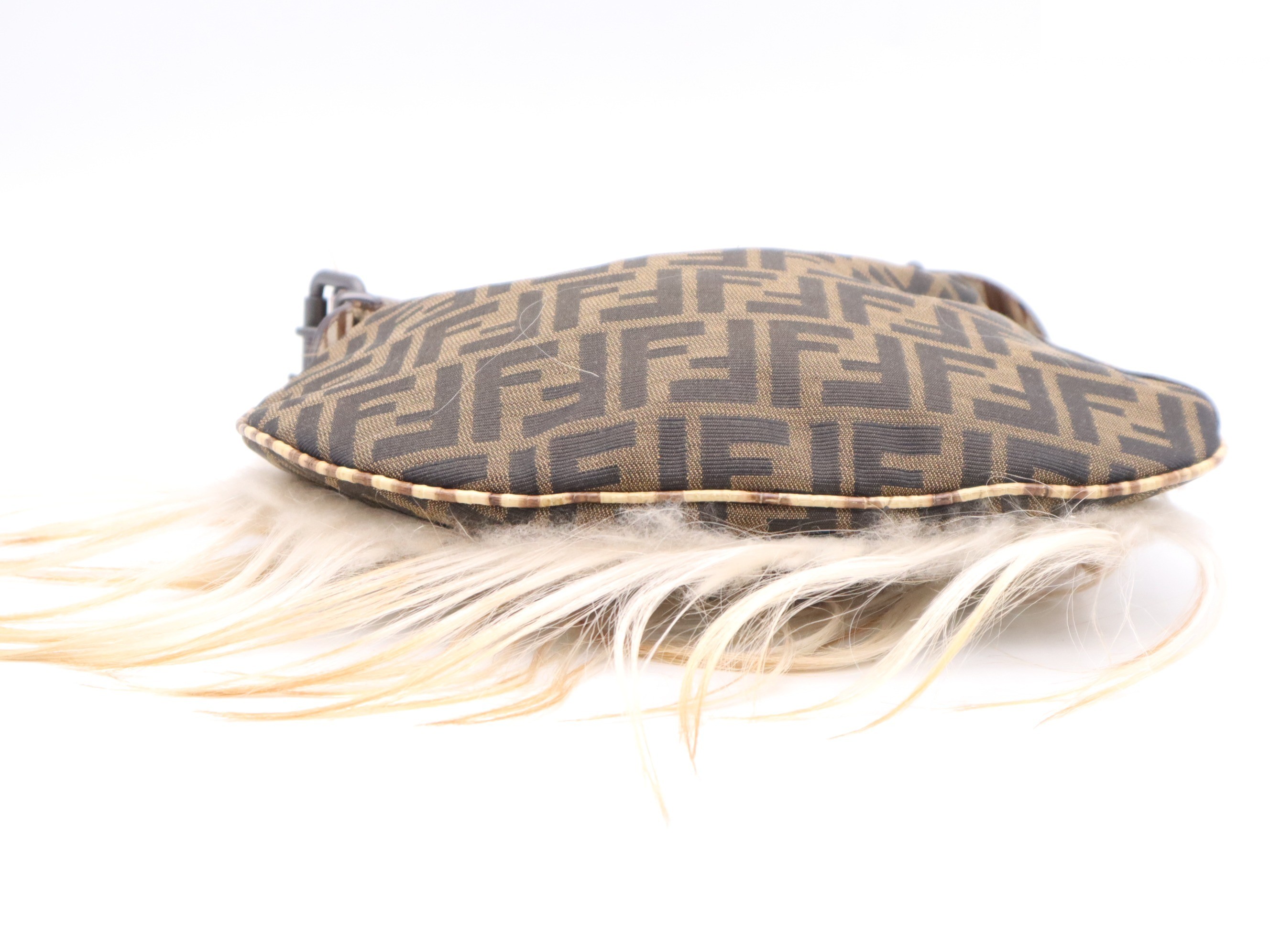 Canvas Zucca pattern oyster shoulder bag, beige, silver hardware, with dust bag. — view 4