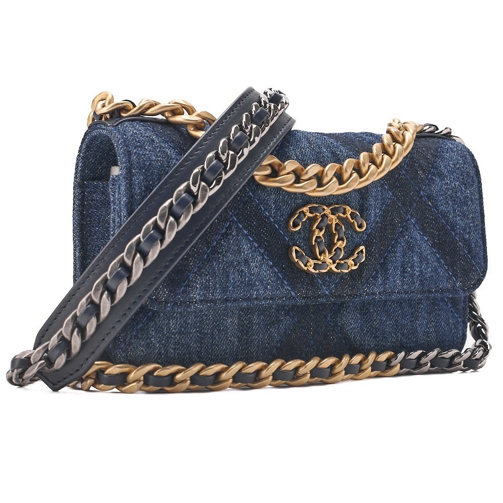 19 Matelassé Chain Wallet (Denim) — view 3