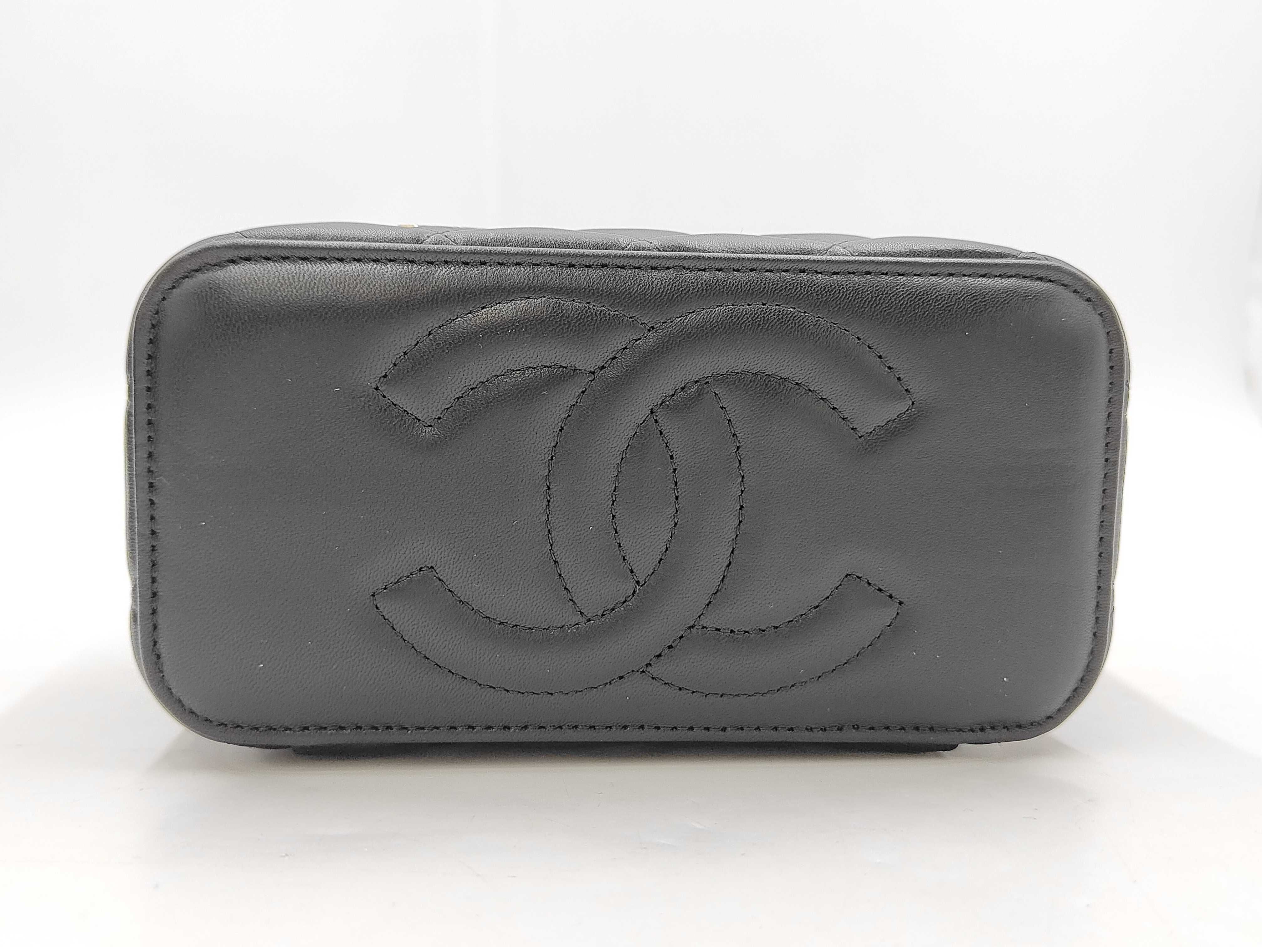 Matelassé Chain Shoulder Camera Bag, Black Lambskin, Playing Card Motif Shoulder Bag — view 6