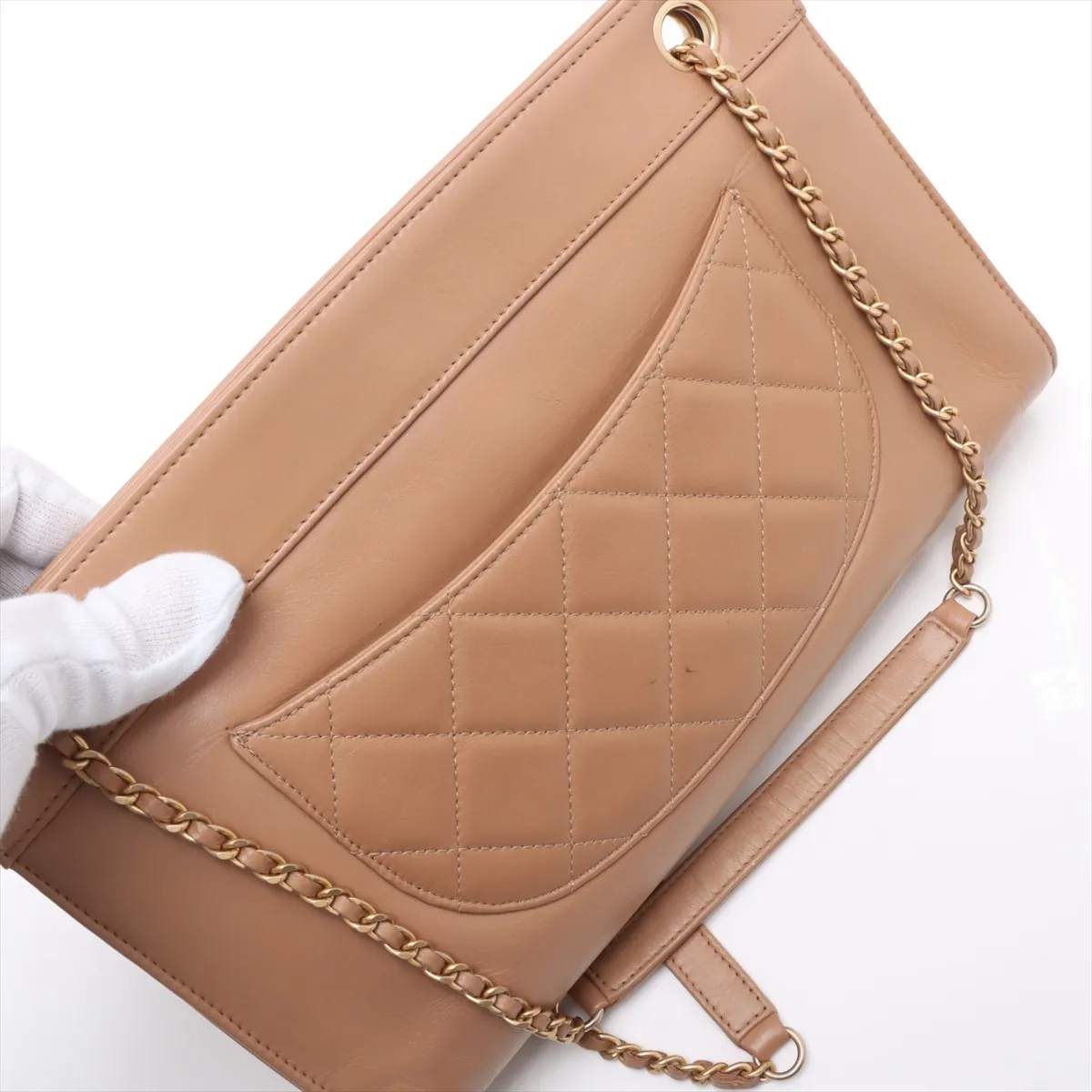 Matelasse leather chain shoulder bag brown gold hardware 15750441 15th series — view 15
