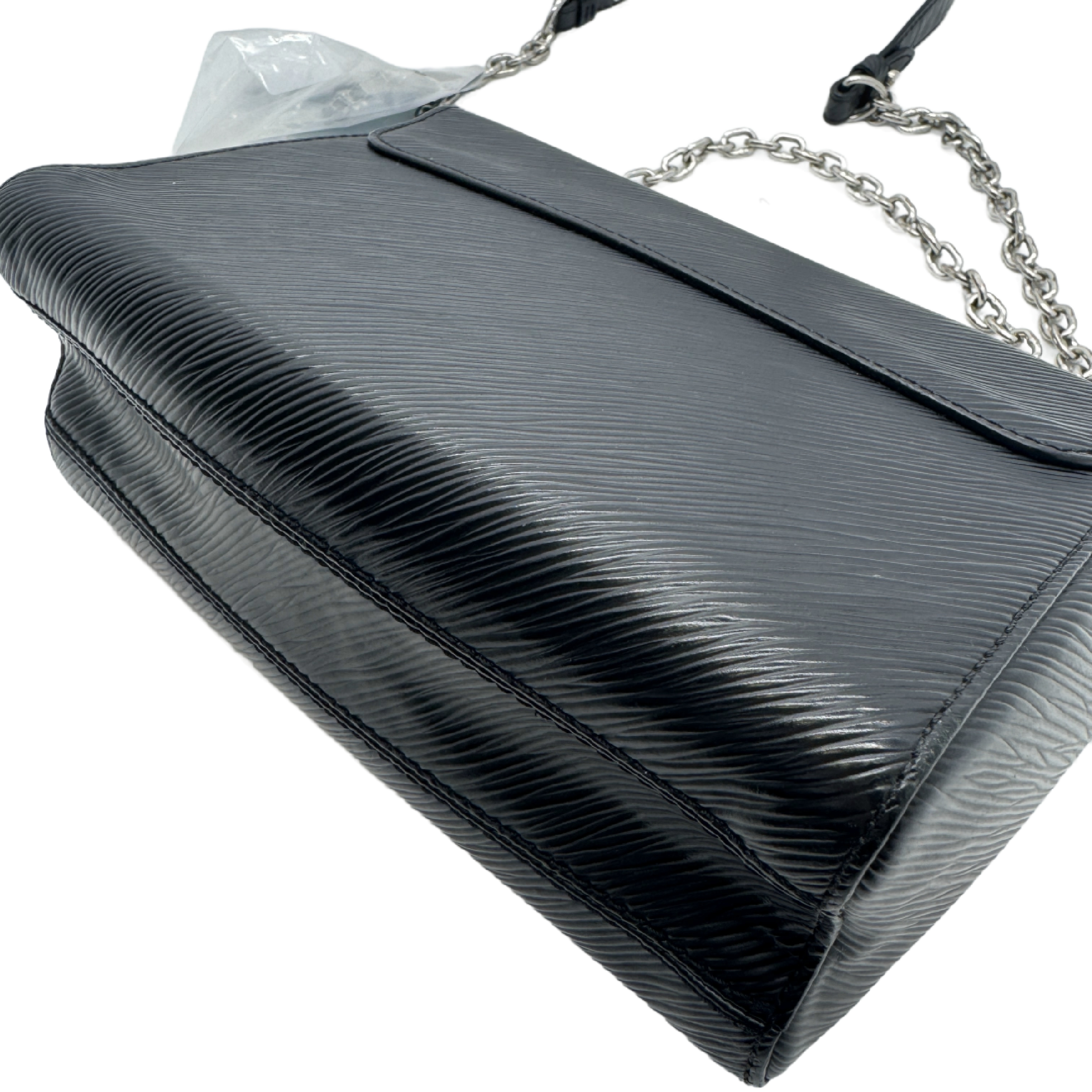 Epi Twist Chain Shoulder Bag, Noir Black with Silver Hardware (Shoulder Bag) — view 6