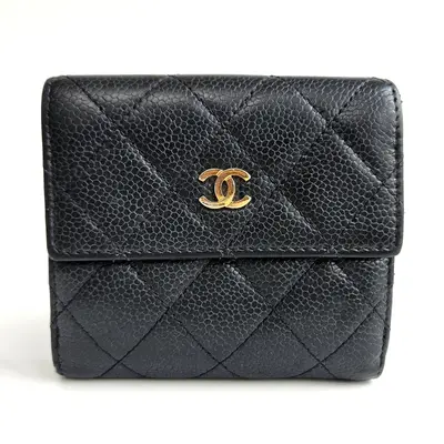 Matelassé Caviar Skin Compact Wallet, Bi-fold Wallet