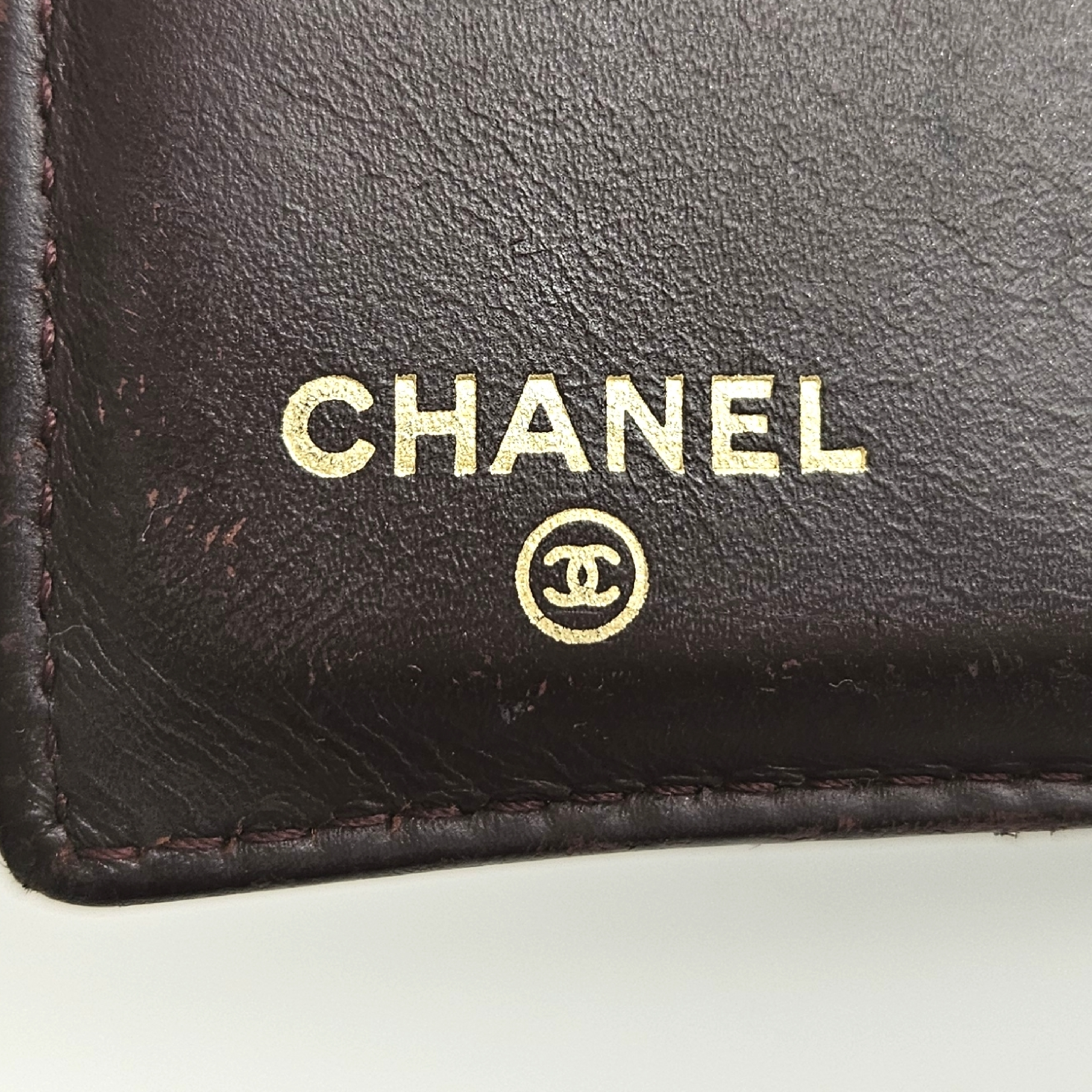 Matelassé Caviar Skin Compact Wallet, Bi-fold Wallet — view 5