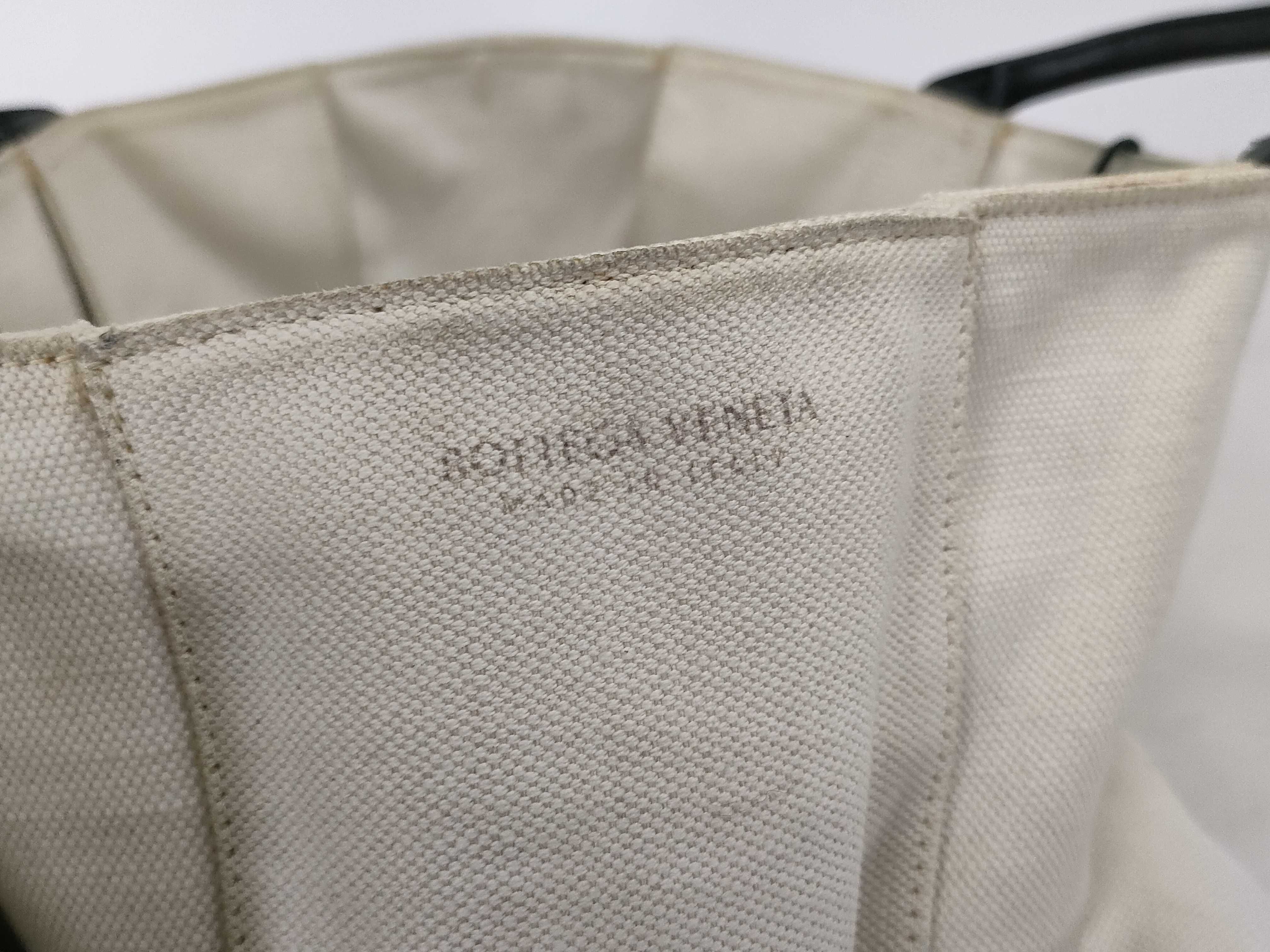 Maxi Intrecciato Tote Bag, Ivory — view 11