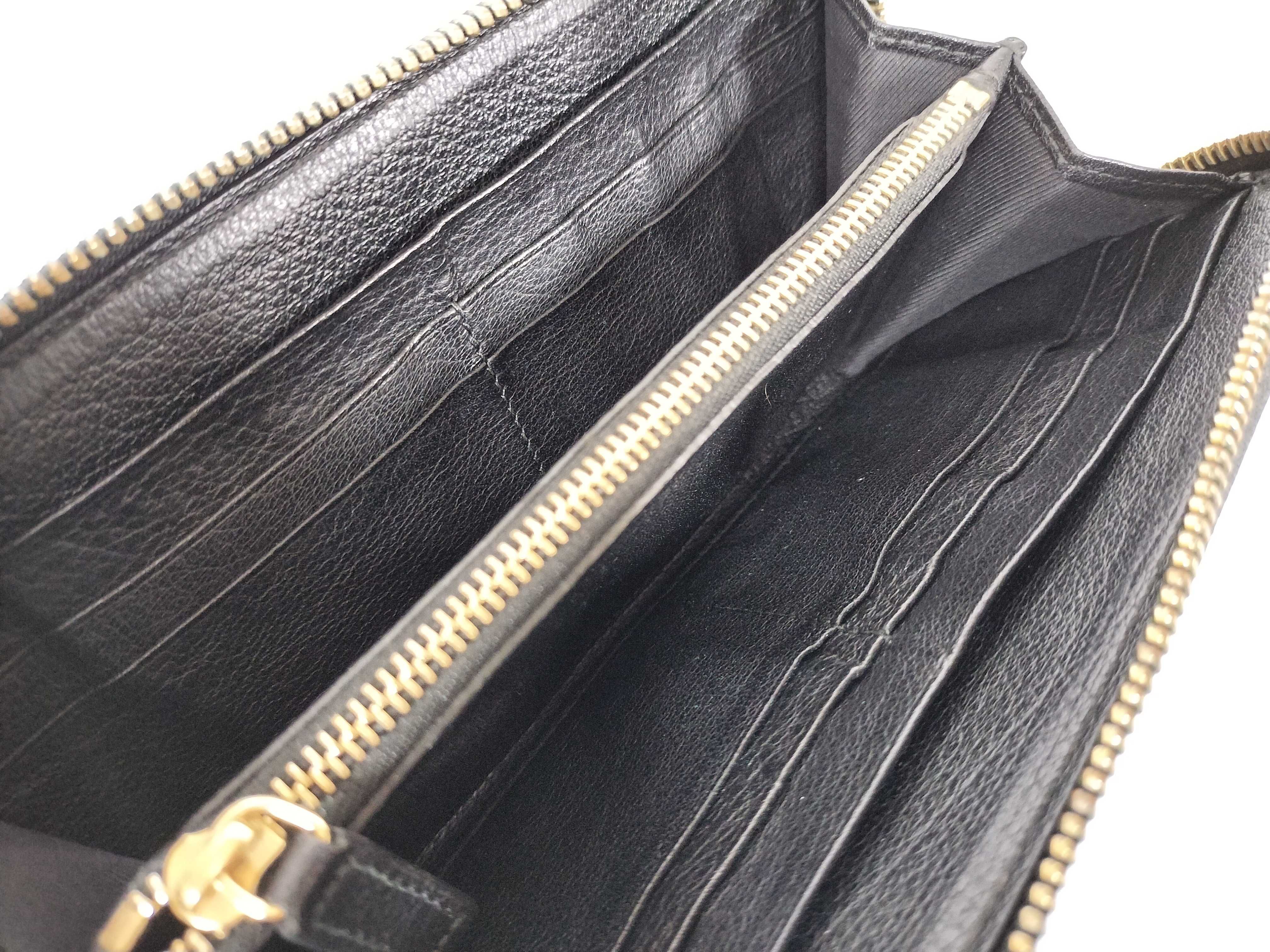 Bulgari Leather Round Zip Long Wallet — view 7