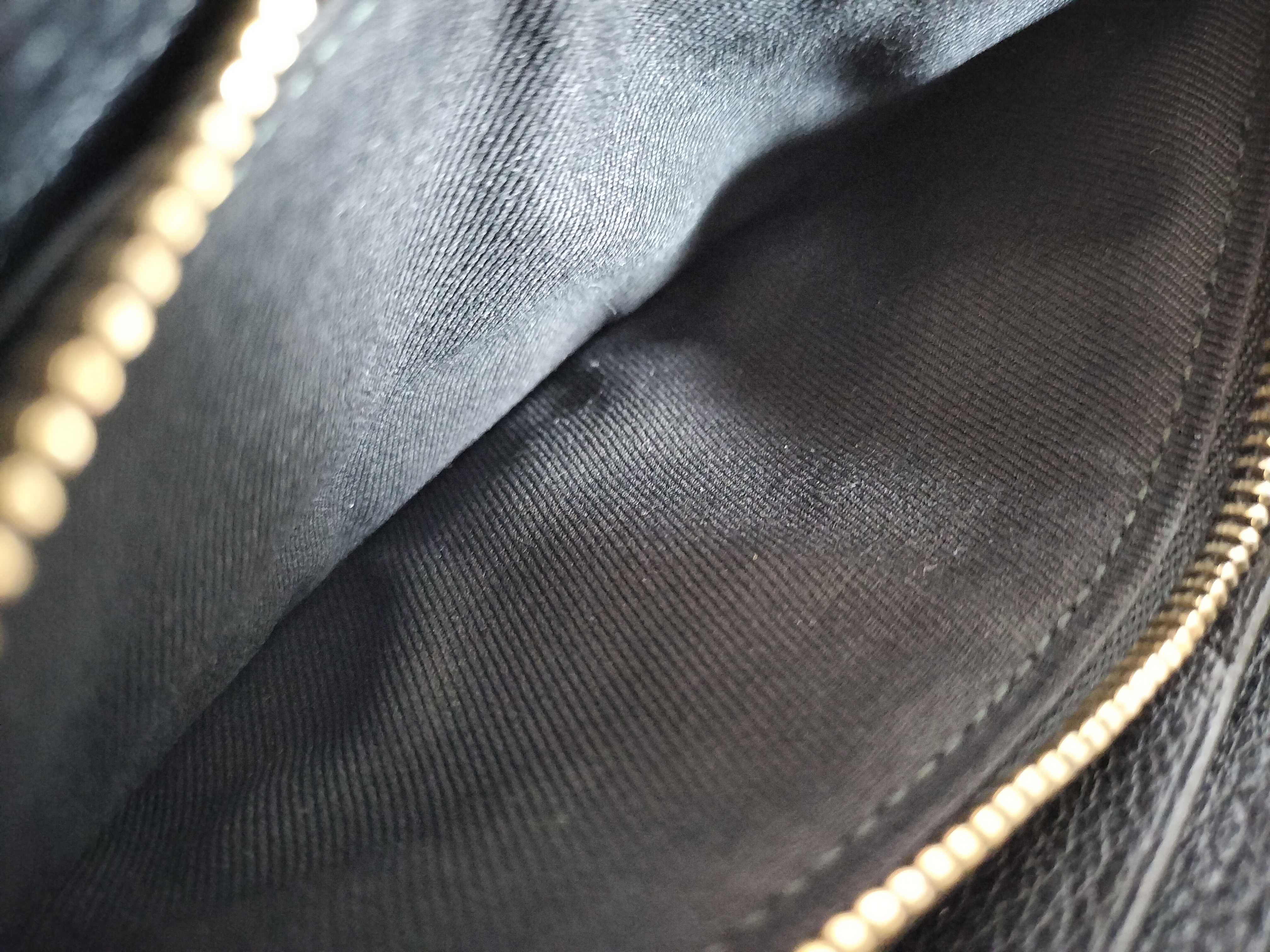 Bulgari Leather Round Zip Long Wallet — view 8