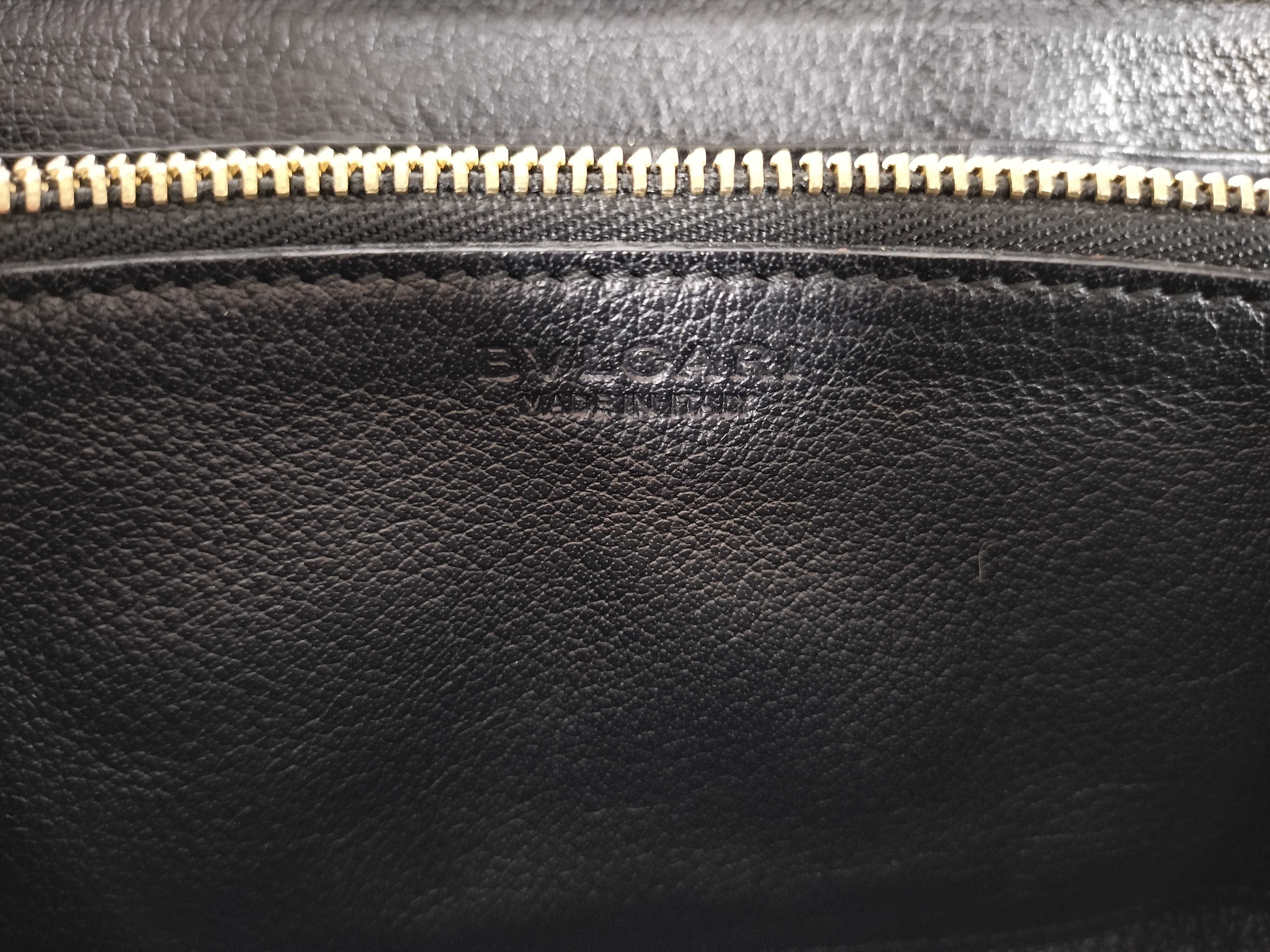 Bulgari Leather Round Zip Long Wallet — view 9