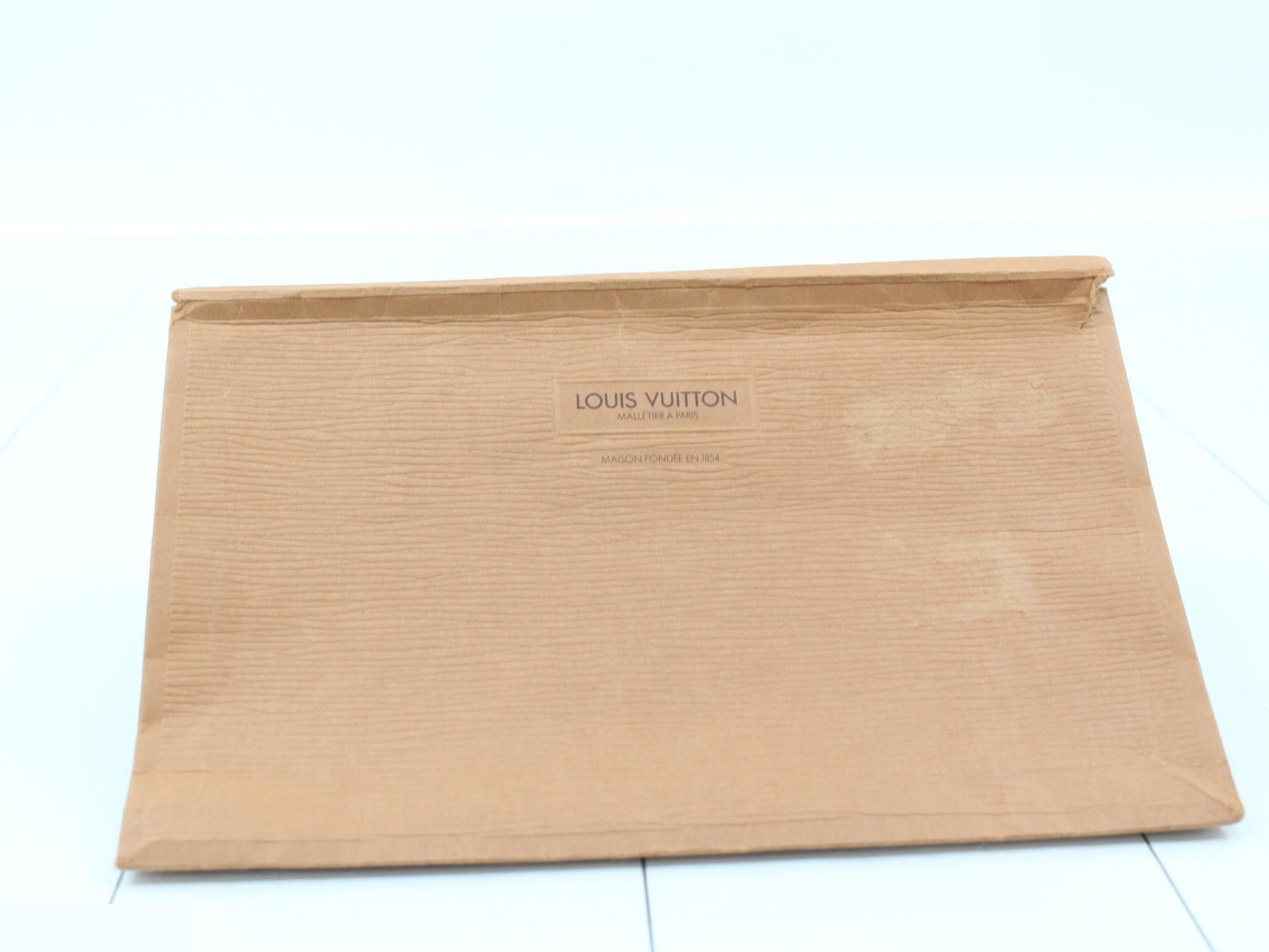 monogram credit — view 5
