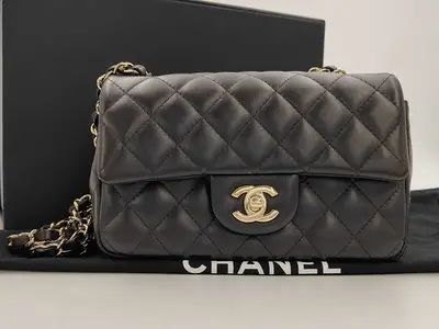 BAG LAMBSKIN CLASSIC FLAP MINI RECTANGLE BROWN MICROCHIPPED 20CM Shoulder Bag