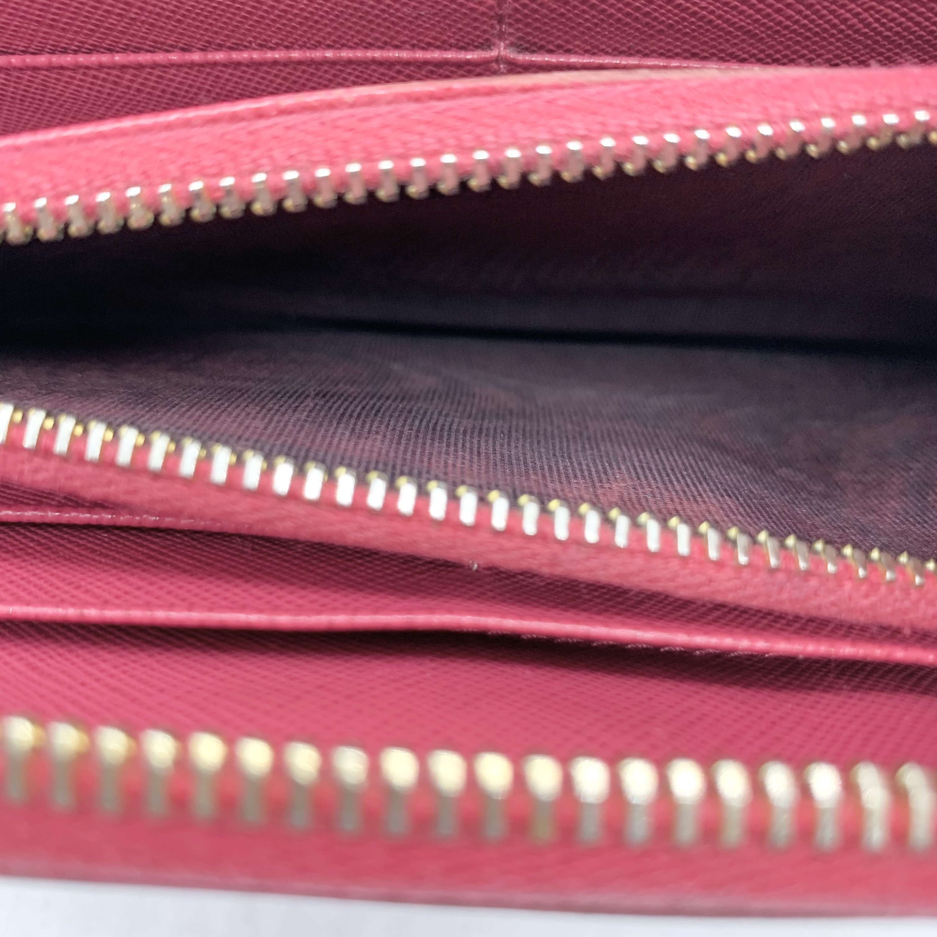 Saffiano Round Zip Long Wallet, Red — view 3