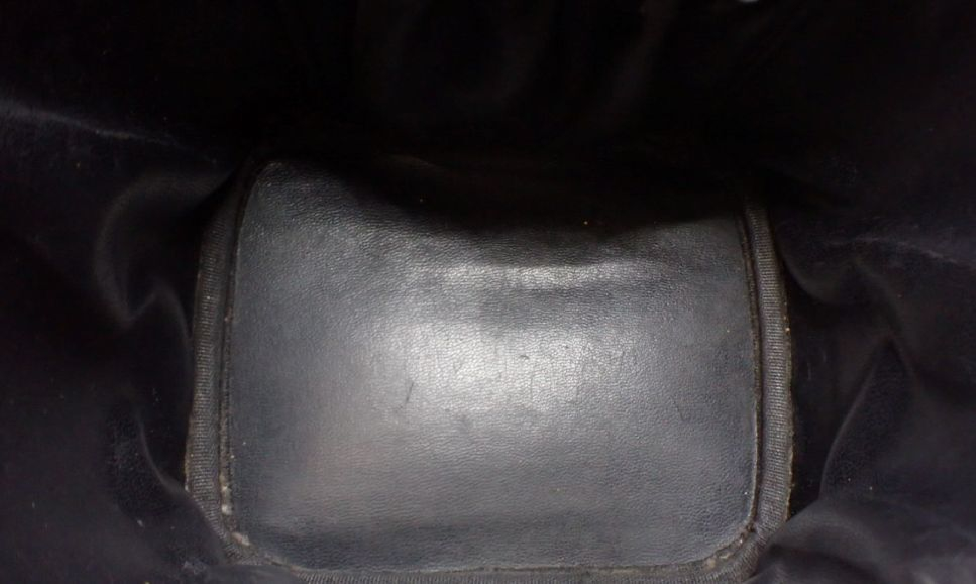 Caviar Skin Vanity Handbag (Serial Number 7) - Includes Cards, Seals, and Bag. — view 7