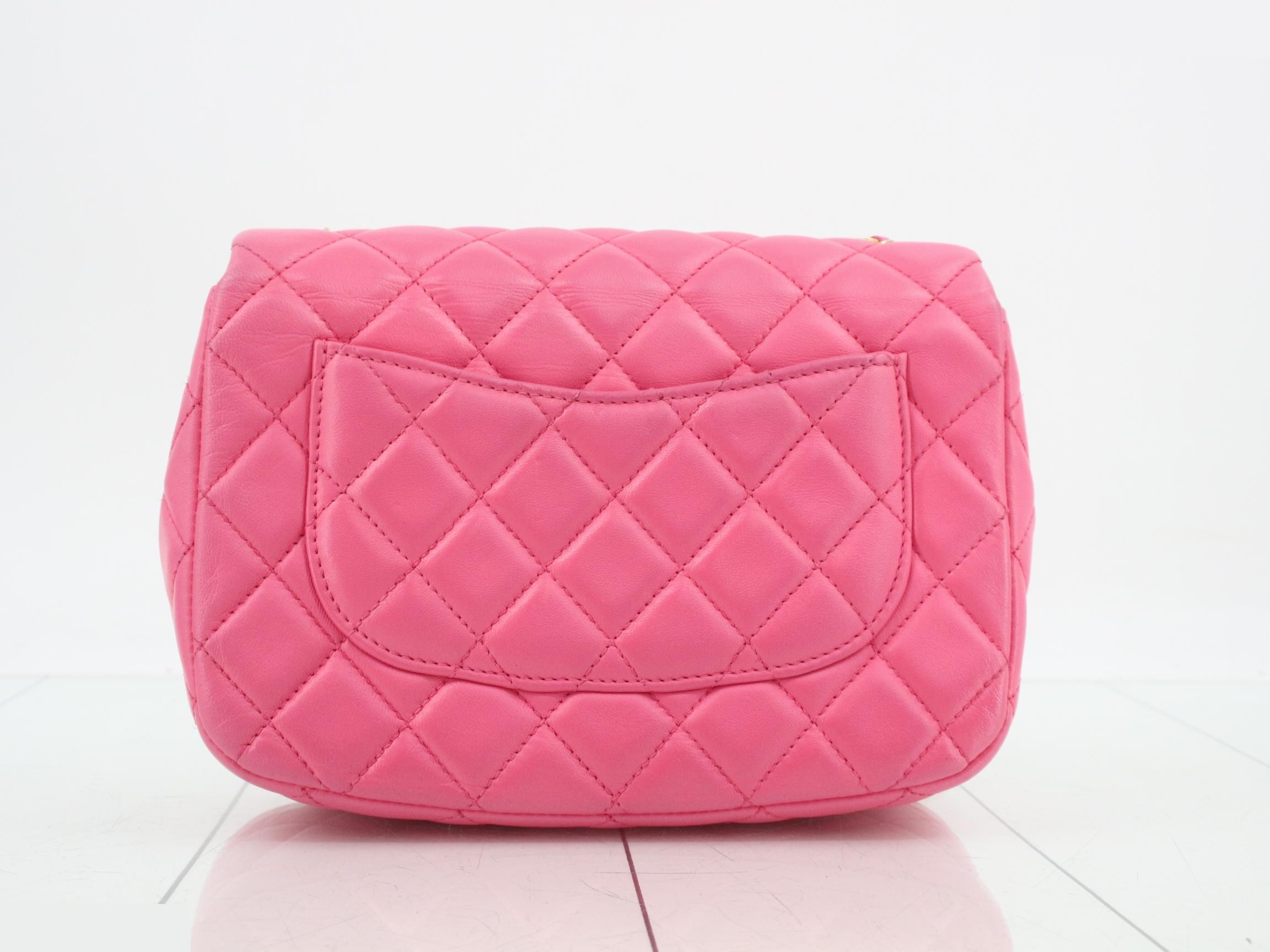 Matelassé Lambskin Chain Shoulder Bag — view 2
