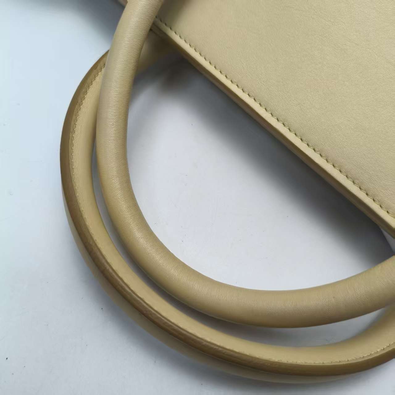 【*Shipped from: China*】CELINE Leather Handbag — view 9
