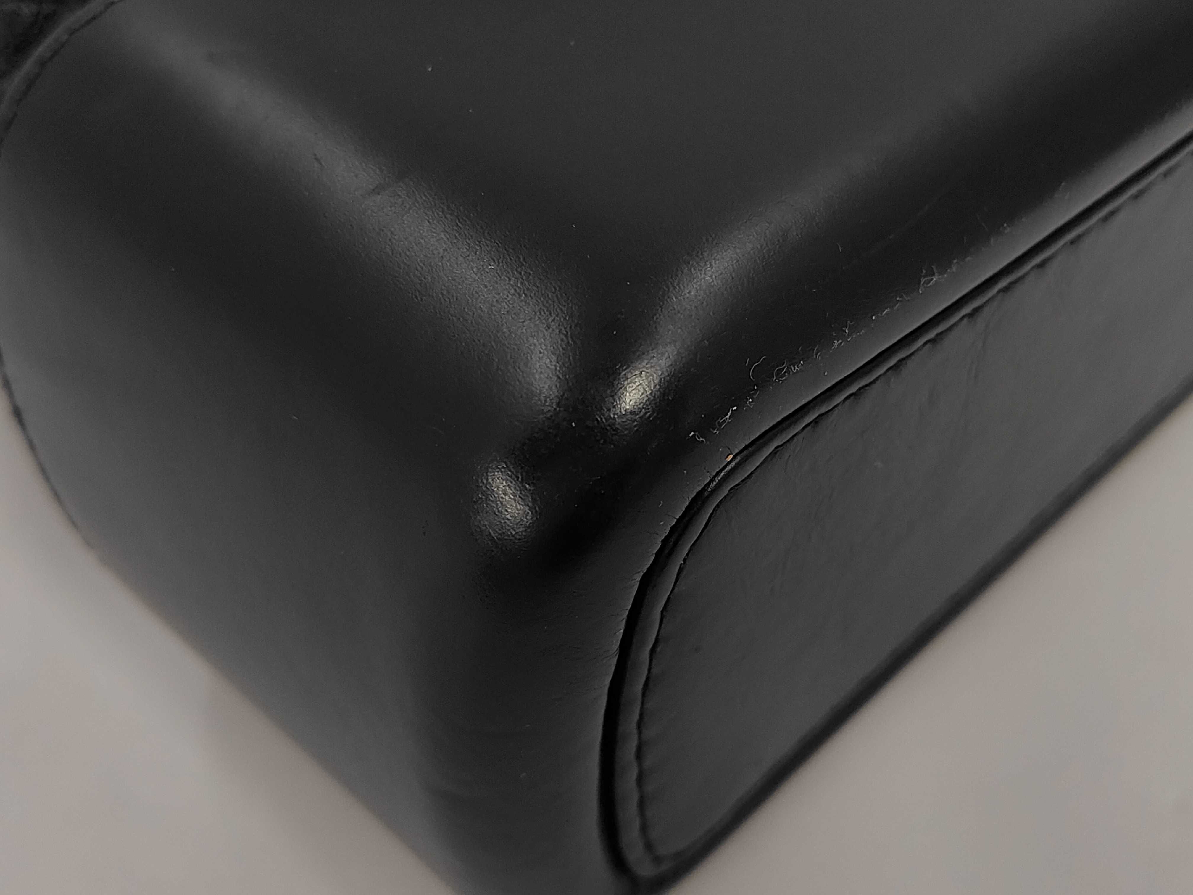 Gabrielle de Hoho Medium Black Aged Calf Leather Shoulder Bag (No. 24, A93824) — view 3