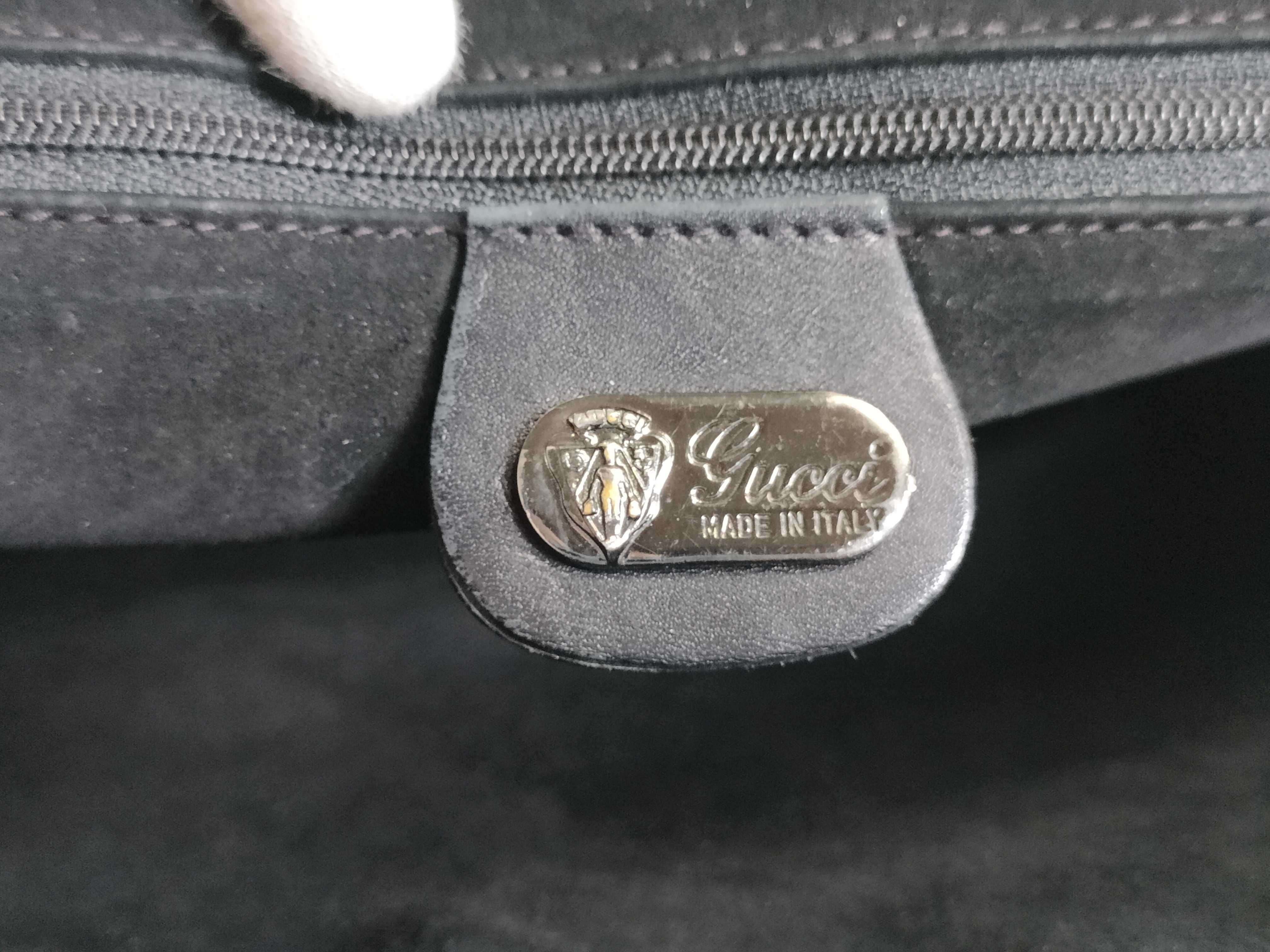 GG Plus Leather Shoulder Bag — view 11