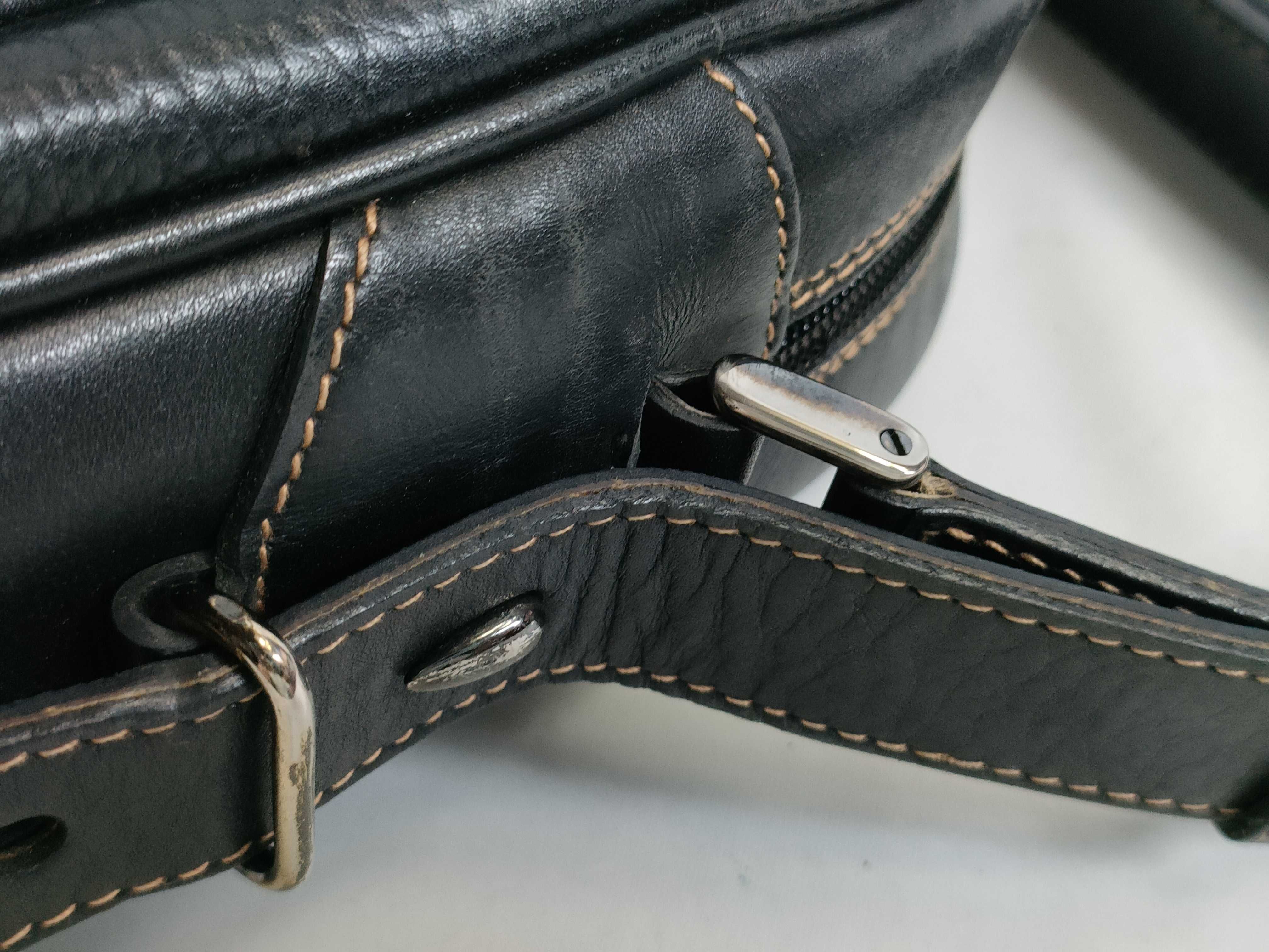GG Plus Leather Shoulder Bag — view 5
