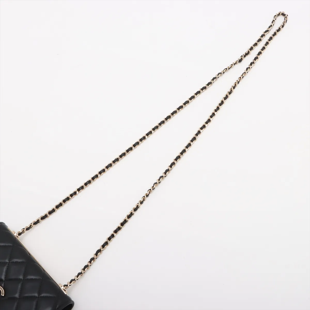Trendy CC Lamb Chain Wallet Black Gold Hardware T5A8PCLK Random Serial — view 5