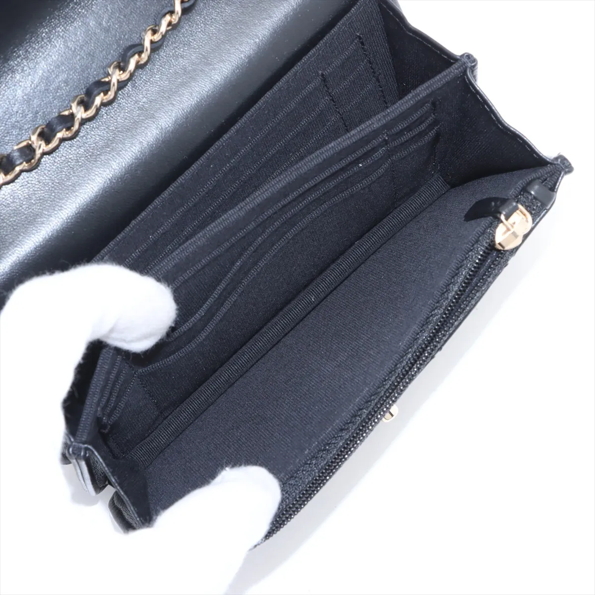Trendy CC Lamb Chain Wallet Black Gold Hardware T5A8PCLK Random Serial — view 6